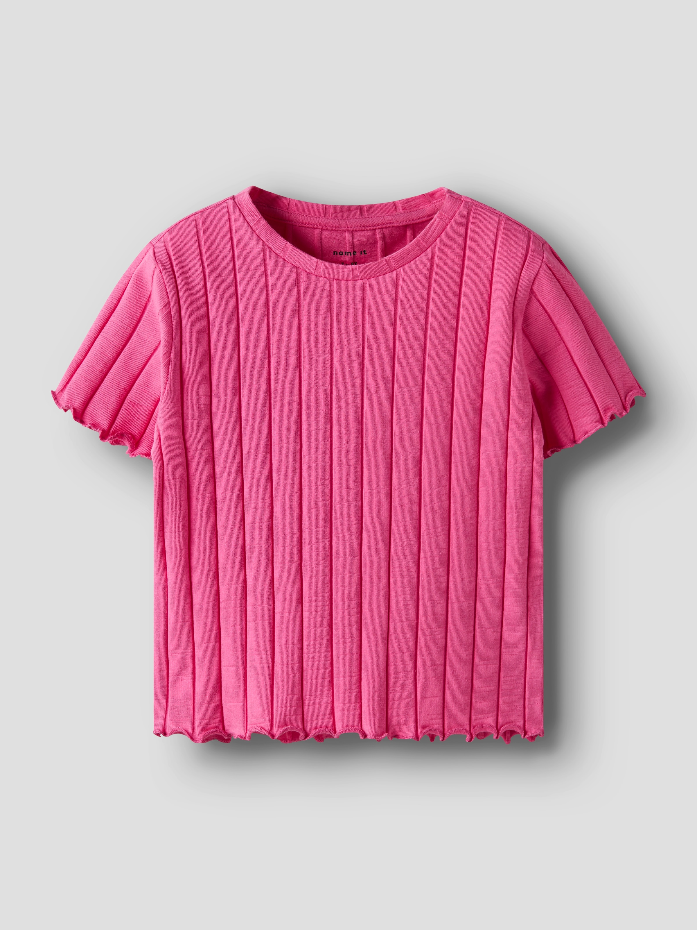 Image of Name It Kurzarmshirt "NKFNORALINA SS CROP TOP NOOS" Baumwollmischung mit Stretch, gewellte Abschlüsse