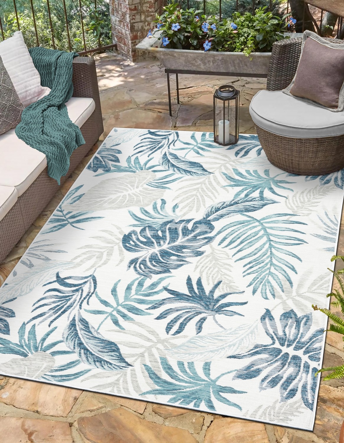 Image of Myflair Möbel & Accessoires Teppich "Reef, LAGERRÄUMUNG" rechteckig 6 mm Höhe Wendeteppich, Blätter Motiv, Outdoor geeignet, Balkon, Terrasse