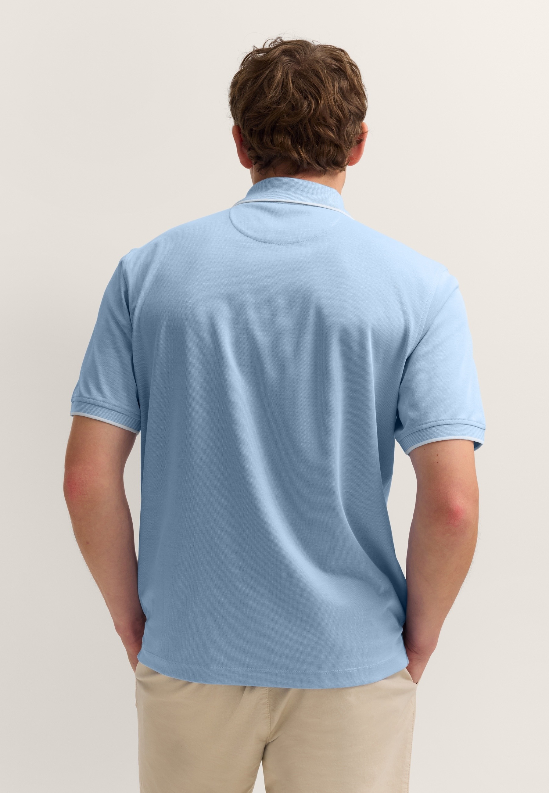 bugatti Poloshirt Modern Fit mit einer Brusttasche