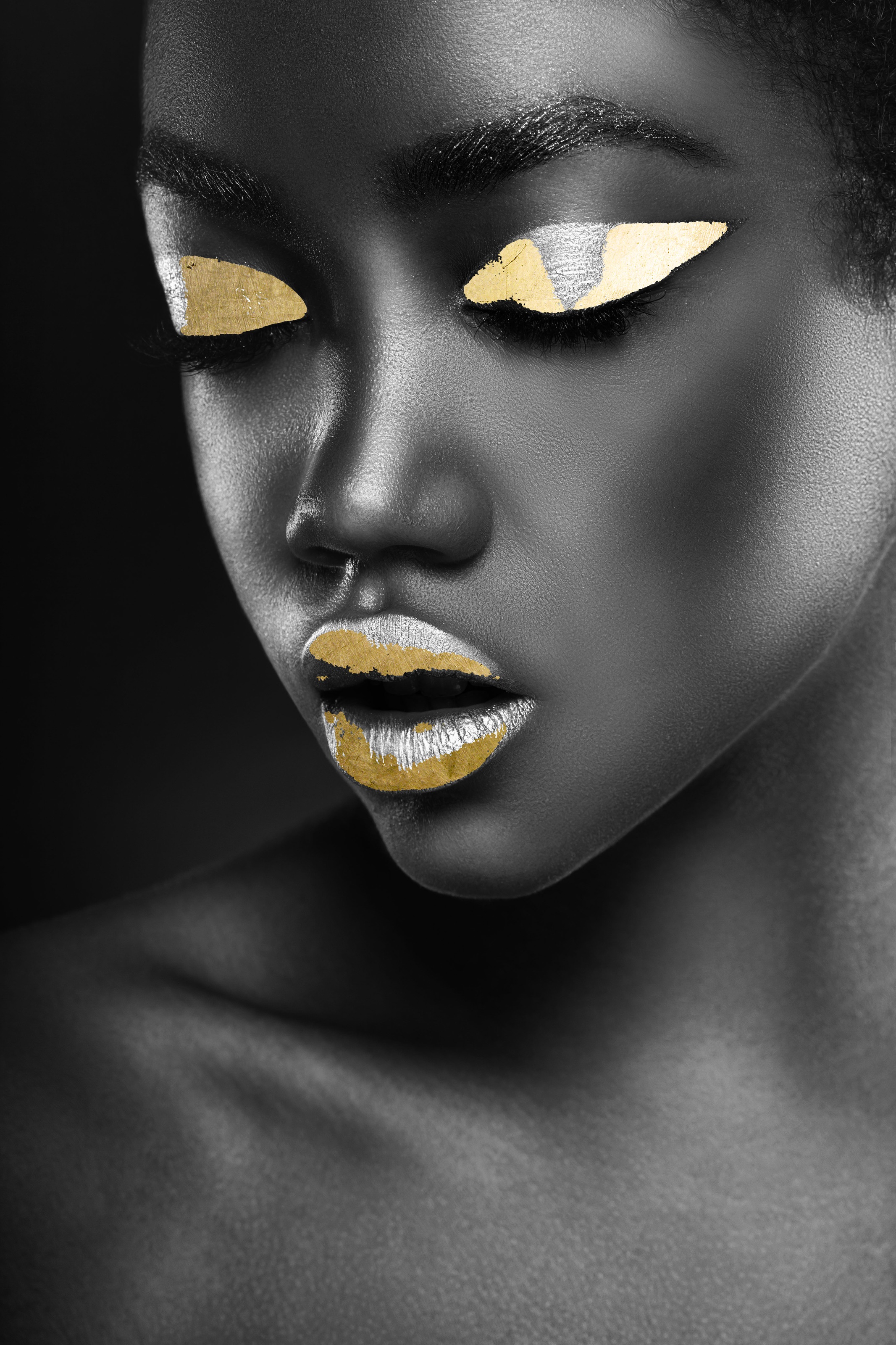 Image of queence Acrylglasbild "Bastet" Bilder von Frauen Fashion Frau Gemälde Magazincover Mode Modern 1 Stk. tlg. von Hand eingearbeitete Blattgold Applikationen