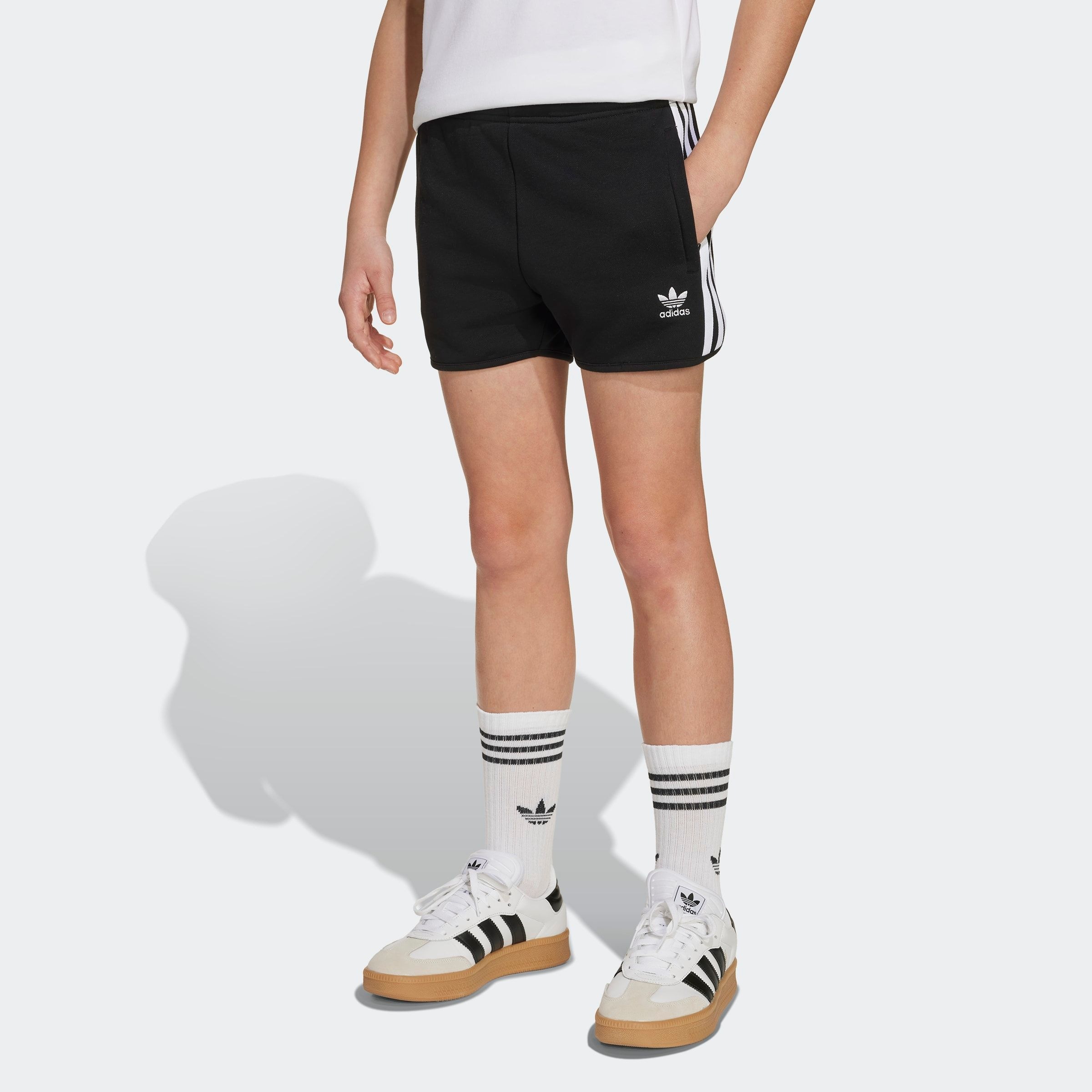 Image of adidas Originals Shorts "SPRINTER KIDS" für Kinder und Teens, sportlicher Stil, aus French Terry