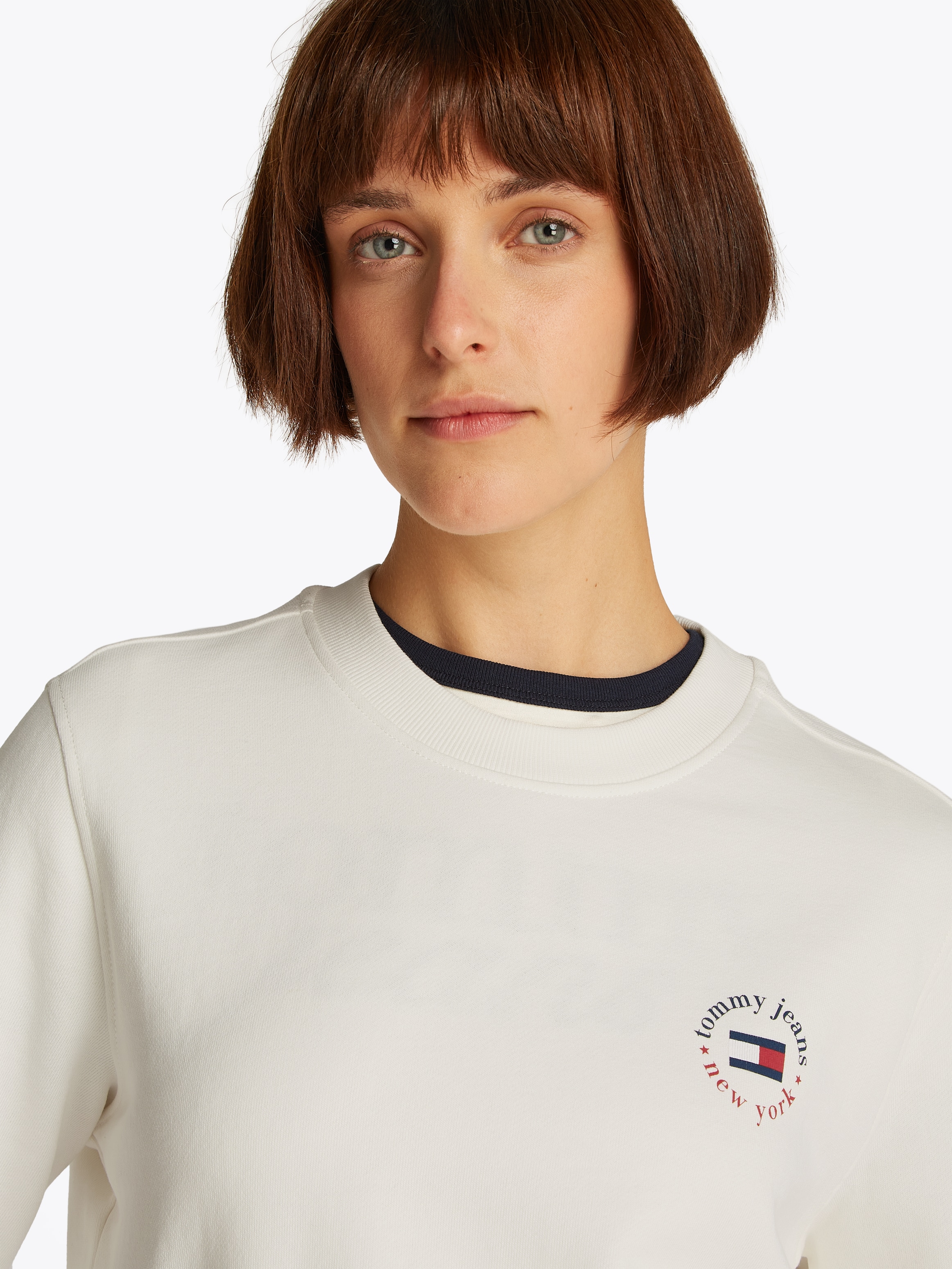 Tommy Jeans Sweatshirt »TJW REG ESSENTIAL LOGO 2 CREW«, mit Logo