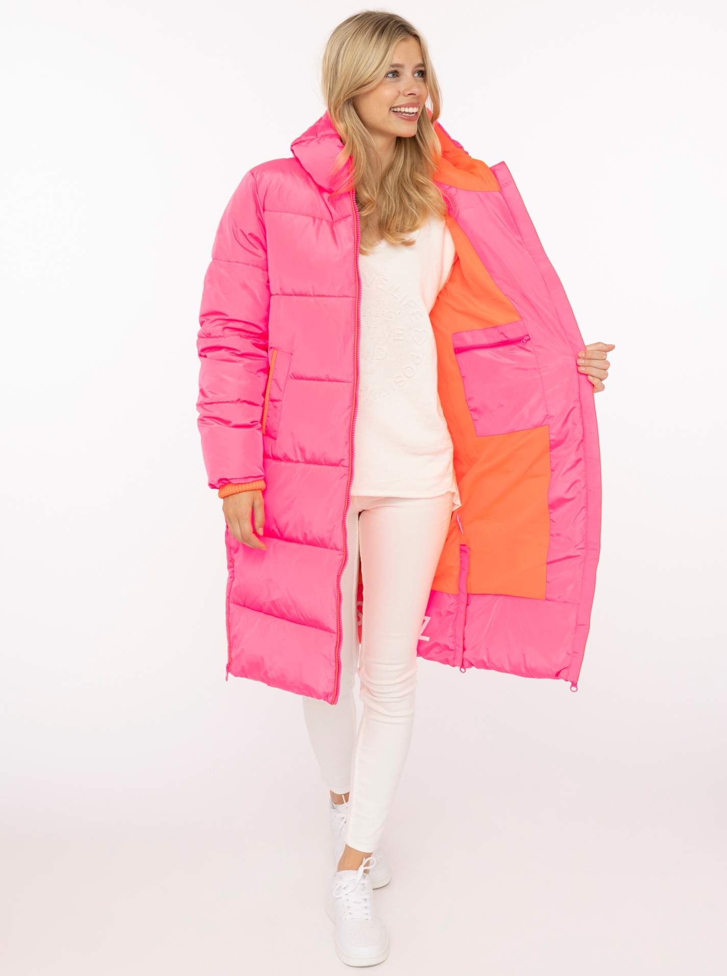 Zwillingsherz Steppmantel »„Cozy“« Kapuze, farbliche Details, Reissverschluss, elastische Bündchen