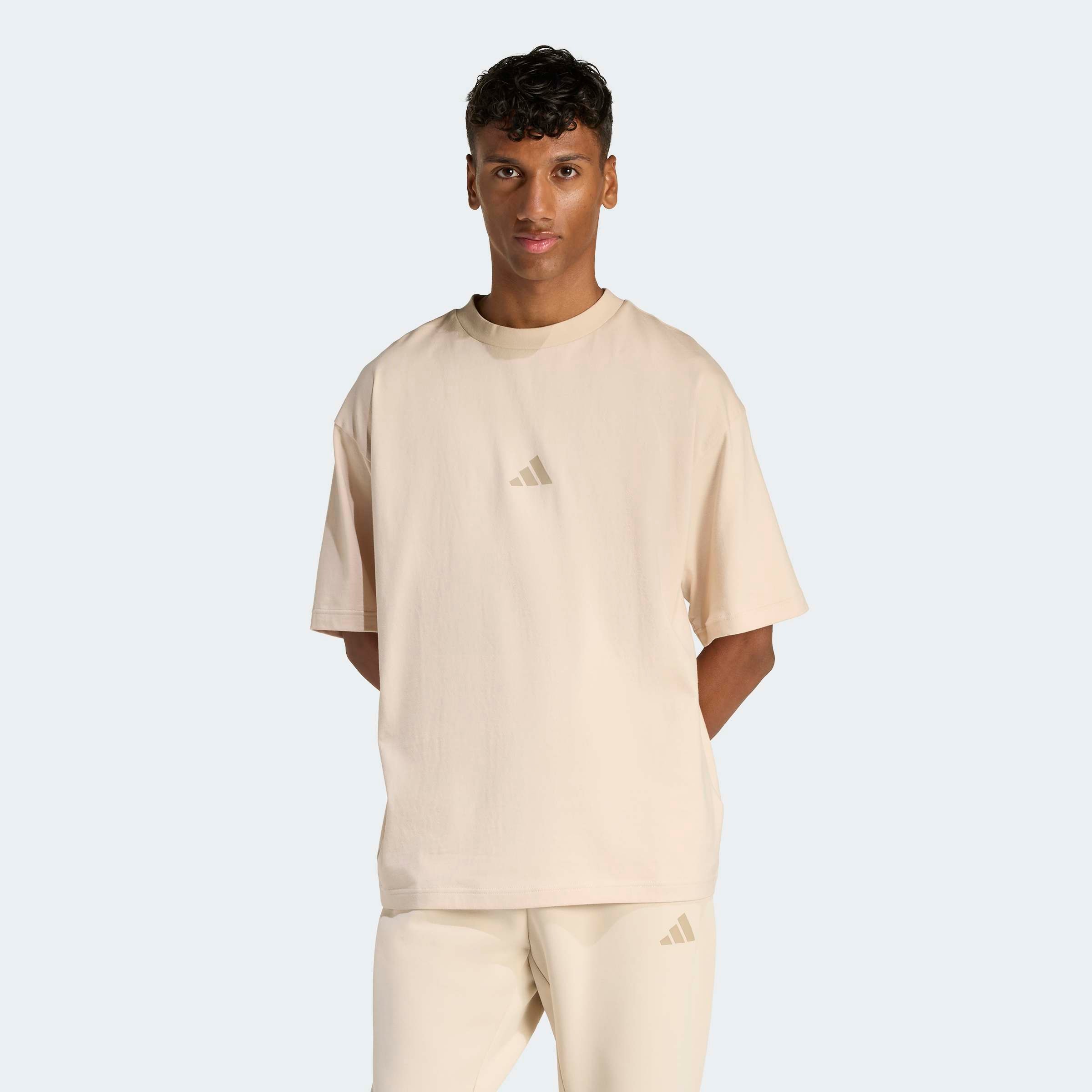 Image of adidas Sportswear T-Shirt "M FI SL T" sportlicher Stil, Kurzarm, mit kleinem 3-Streifen Logo