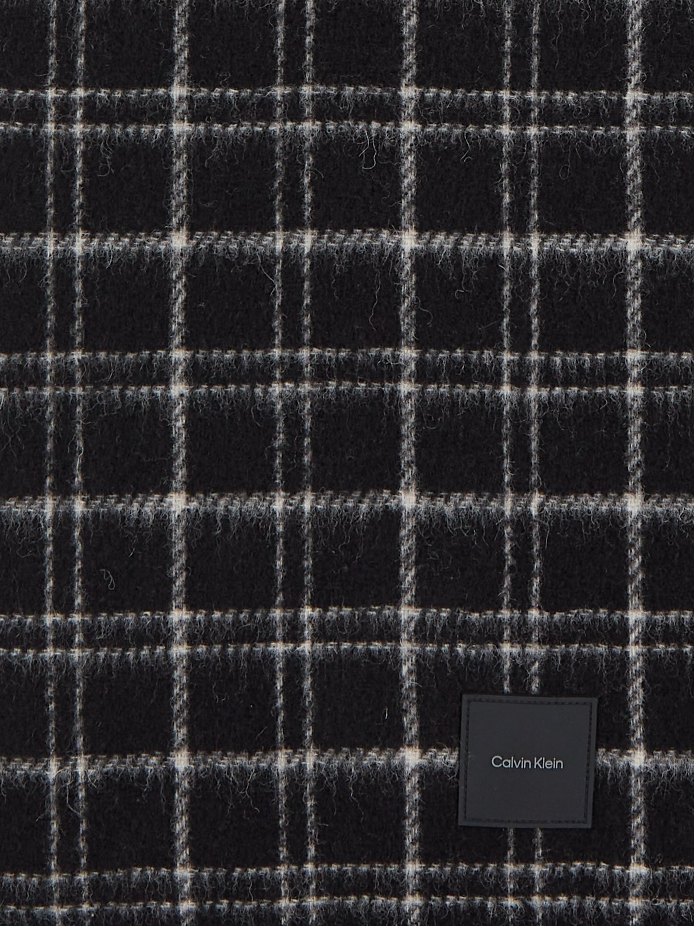 Calvin Klein Schal »MINI CHECK WOOL SCARF«, mit Logopatch