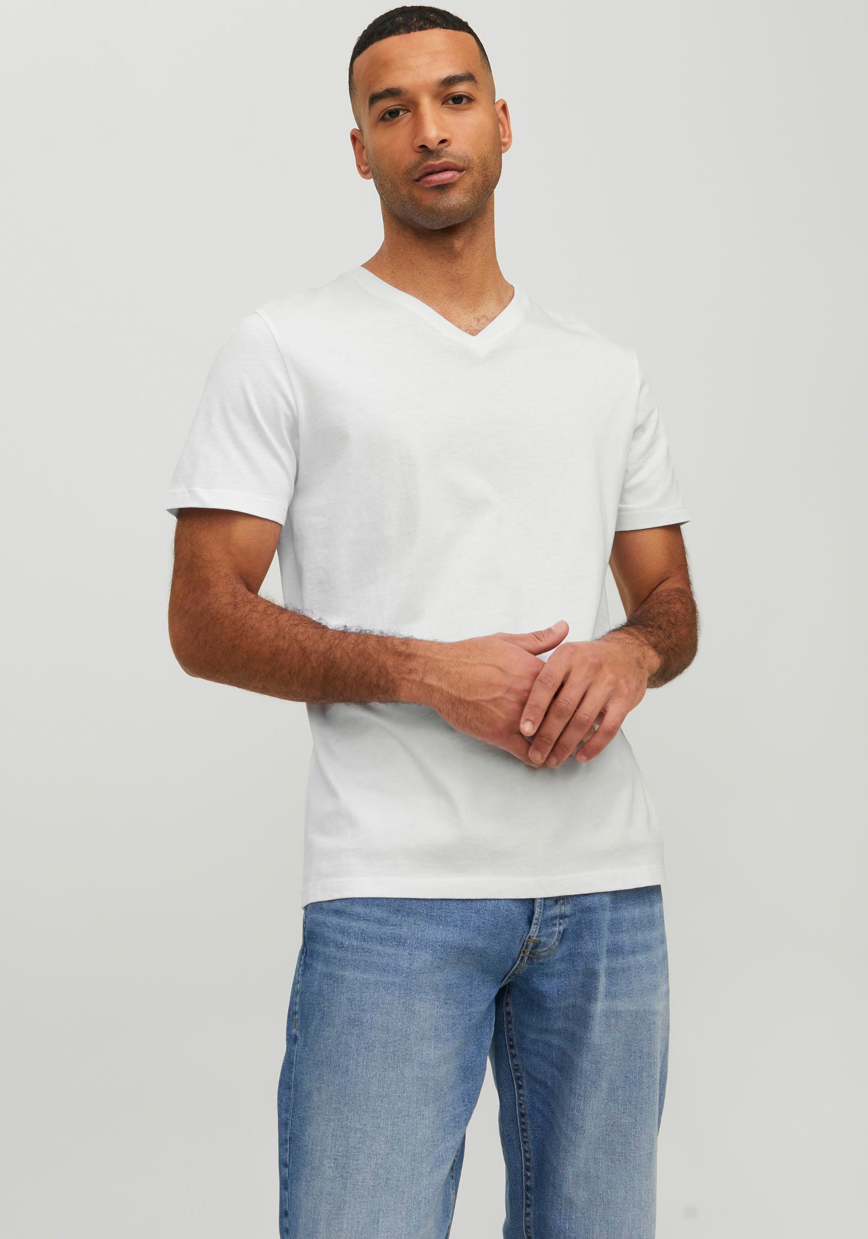 V-Shirt »JJEORGANIC BASIC TEE«