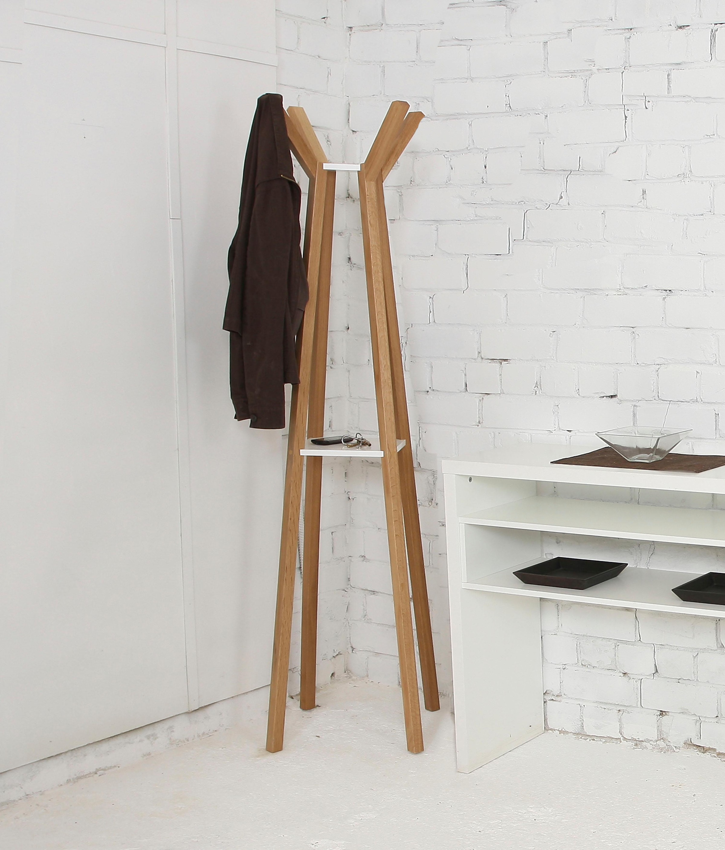 im skandinavian mit Design, versandkostenfrei auf Garderobe »Monti«, aus 4 Woodman Haken massiver Eiche,