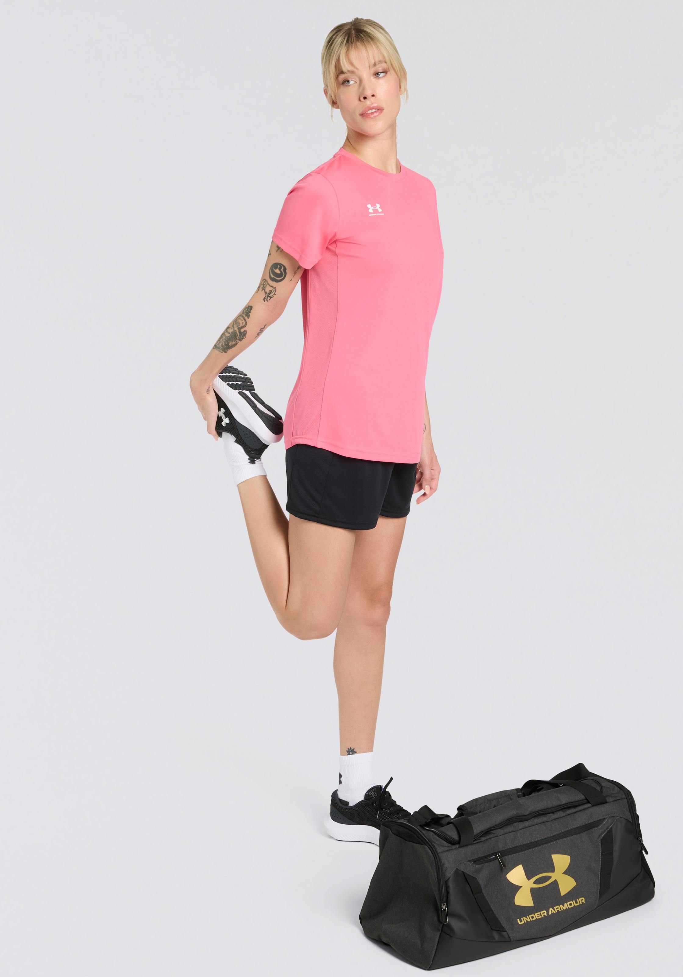 Under Armour® Trainingsshirt »UA W'S CH. TRAIN SS«, (1 tlg.)