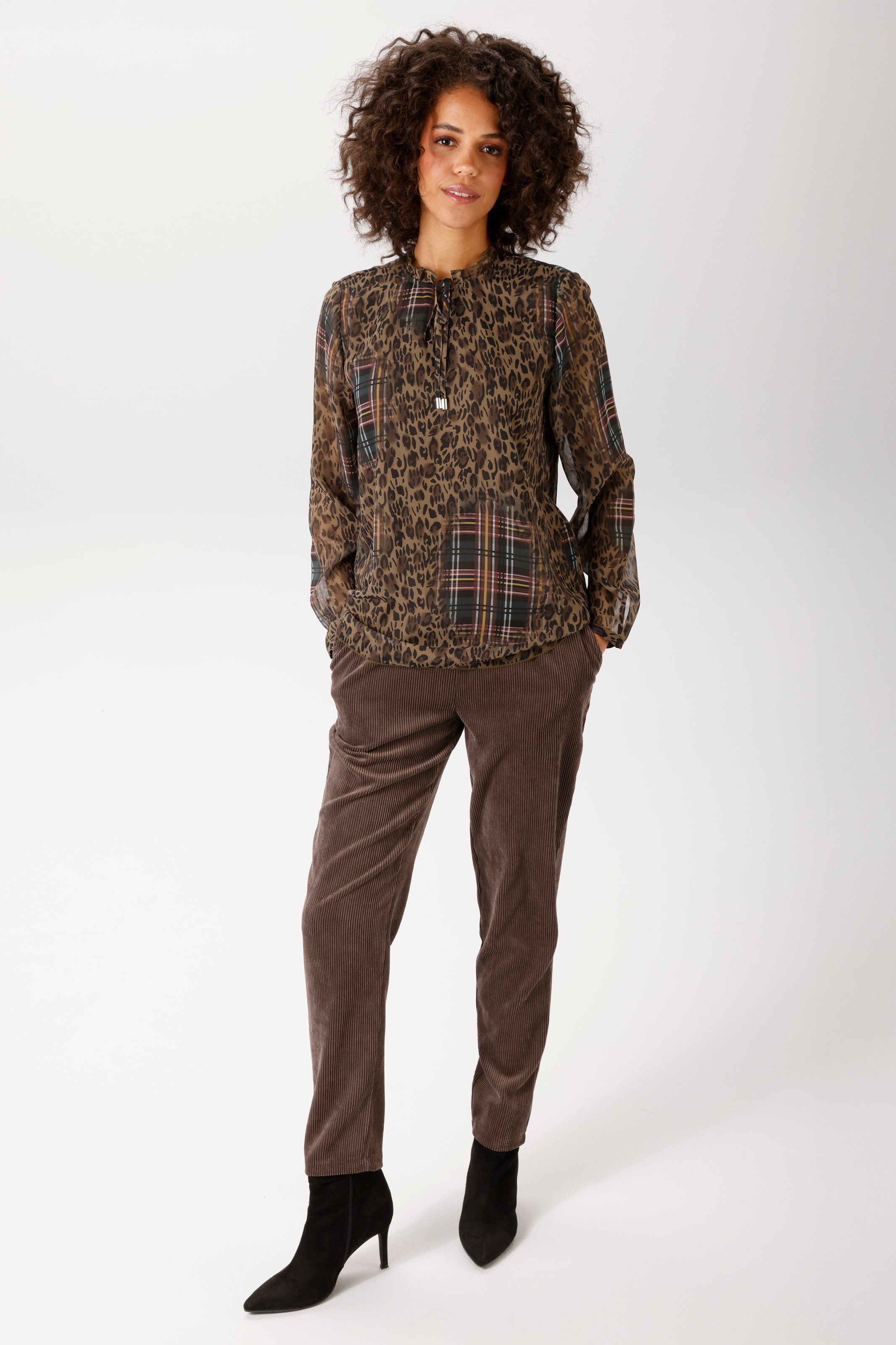 Aniston CASUAL Blouse à enfiler imprimé léopard avec carreaux colorés - NOUVELLE COLLECTION