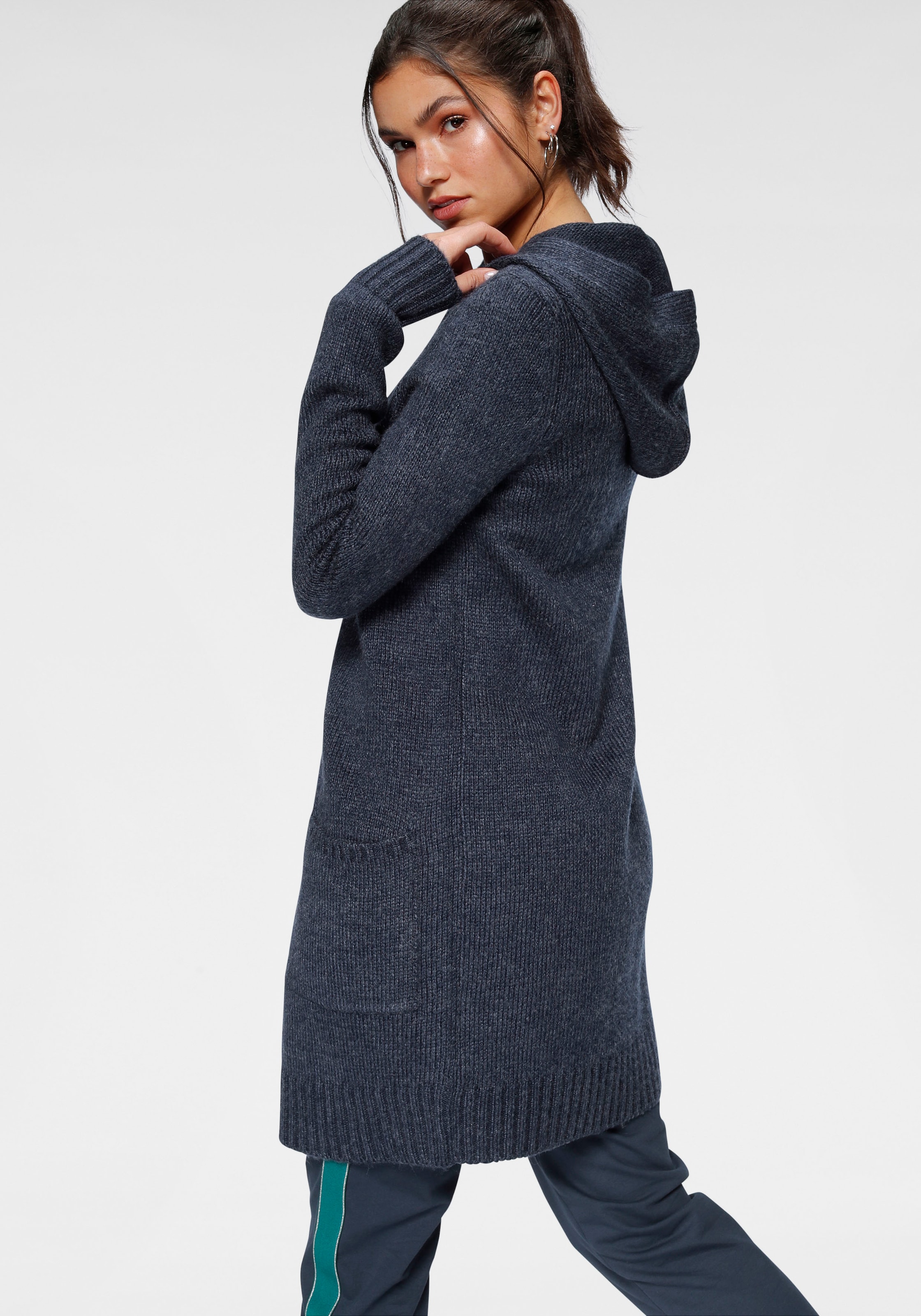 KangaROOS Cardigan à capuche mit aufgesetzten Taschen und breiten Rippbündchen