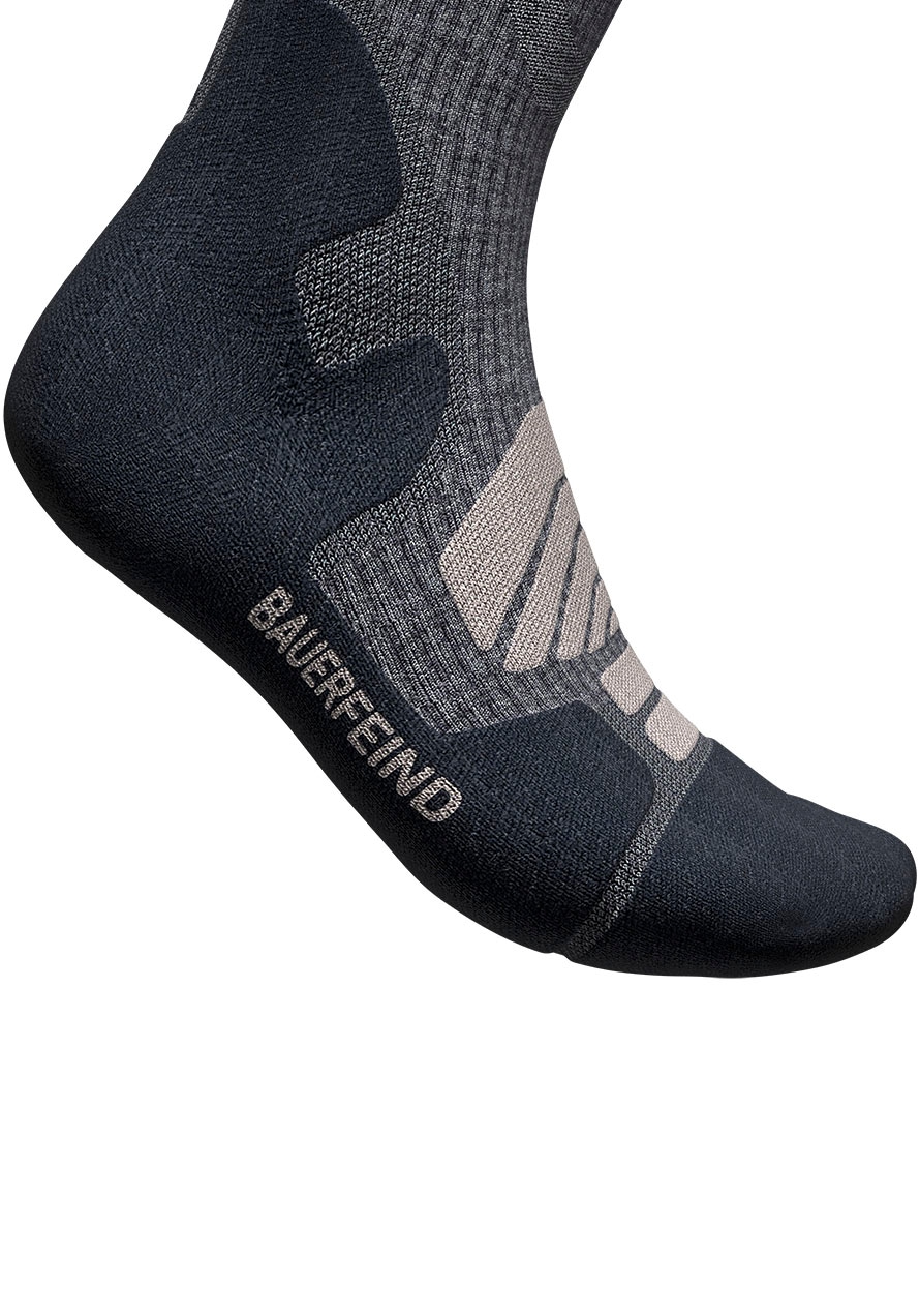Bauerfeind Sportsocken »Outdoor Merino Compression Socks« mit hohem Anteil an Merinowolle