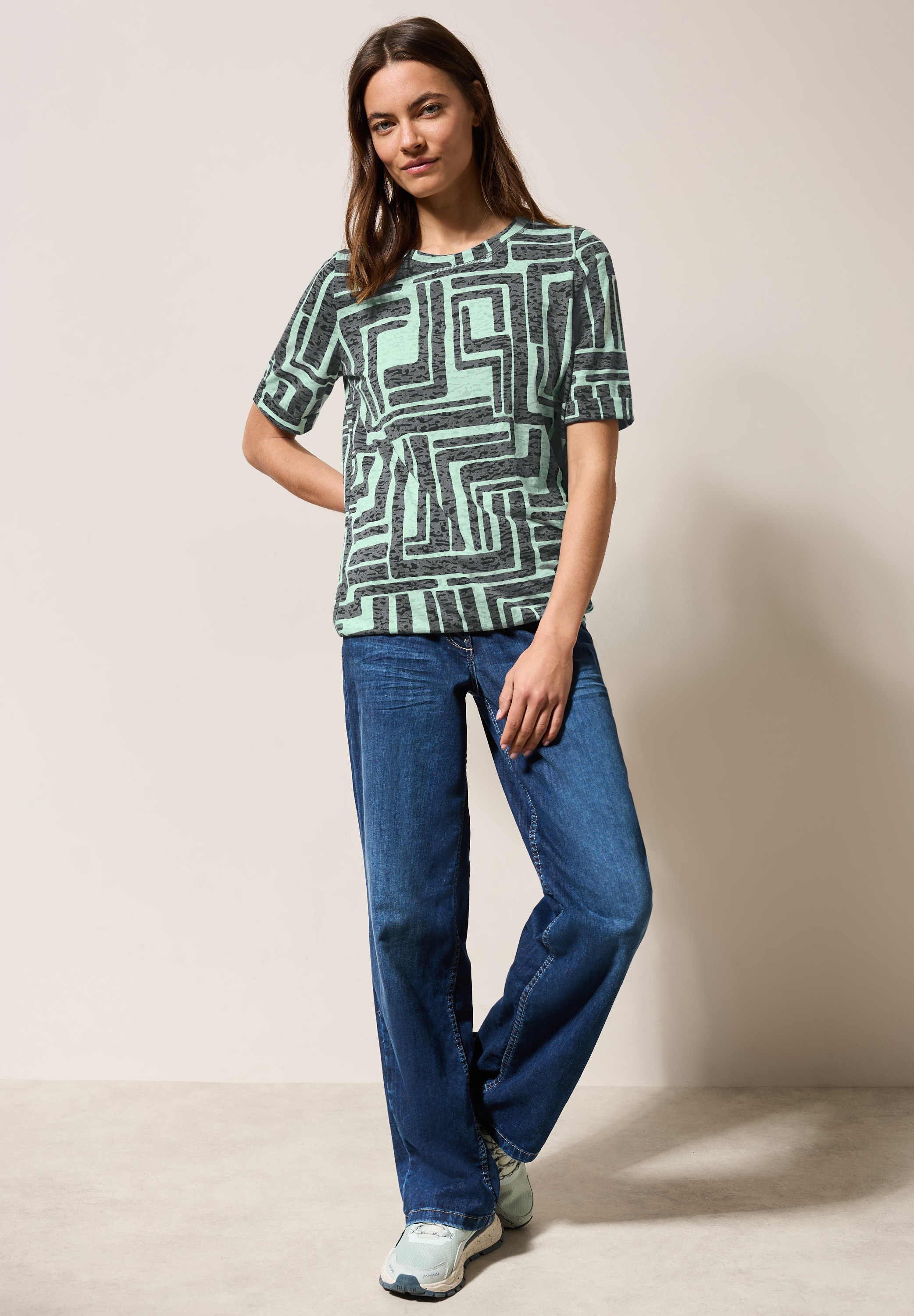 Cecil in Ausbrenner-Optik, gemustert