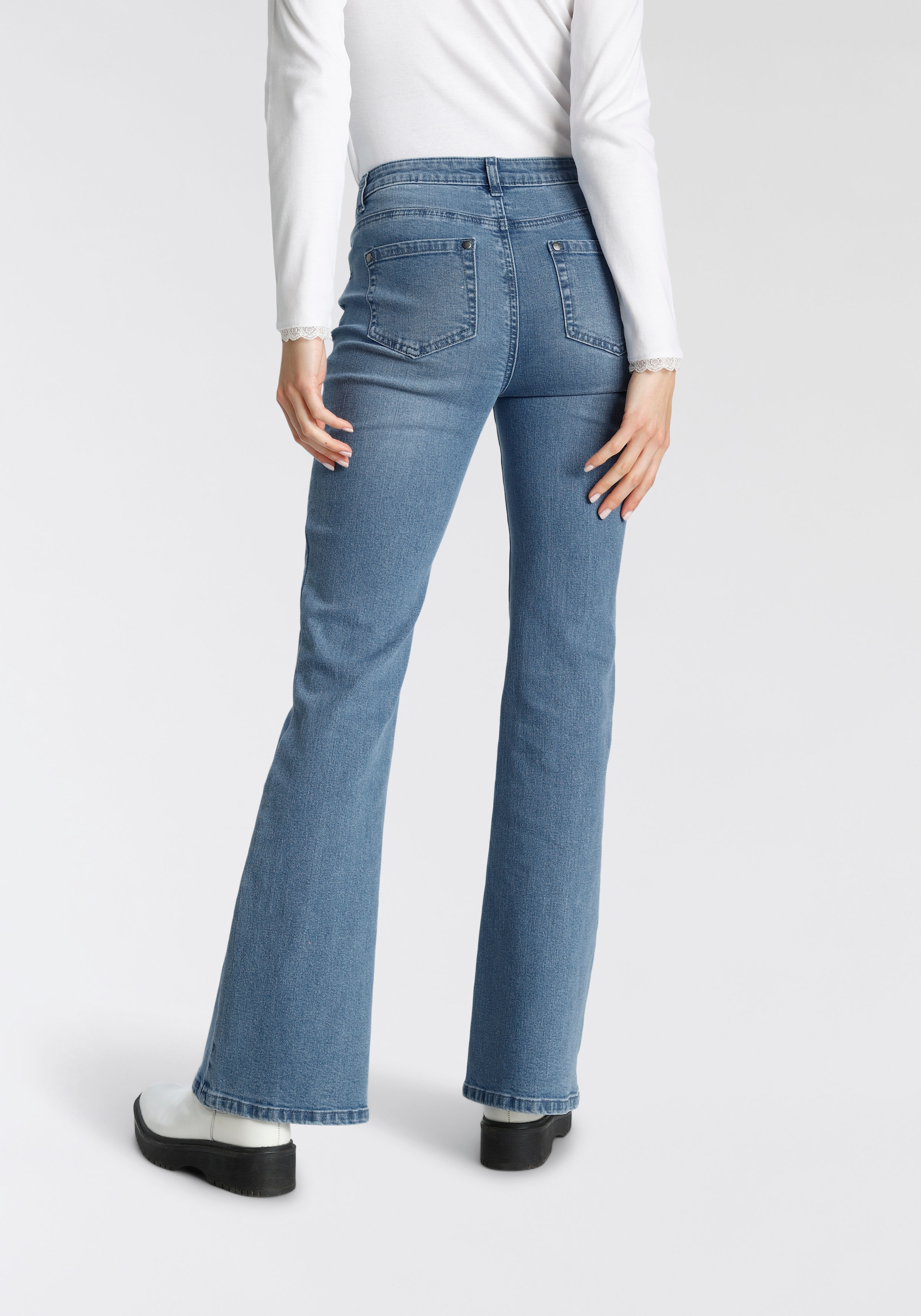 AJC High-waist-Jeans, in Flared Form im 5-Pocket-Style