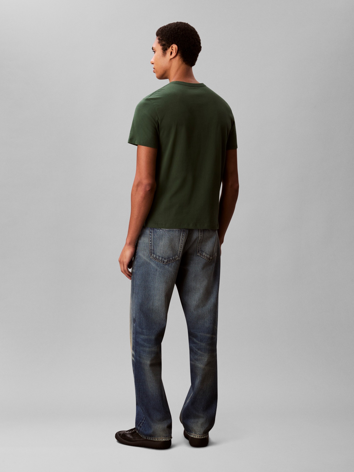 Calvin Klein T-Shirt »SS 30S EU CALVIN KLEIN BOLD GRAP«, Mit Rundhalsausschnitt, regular fit