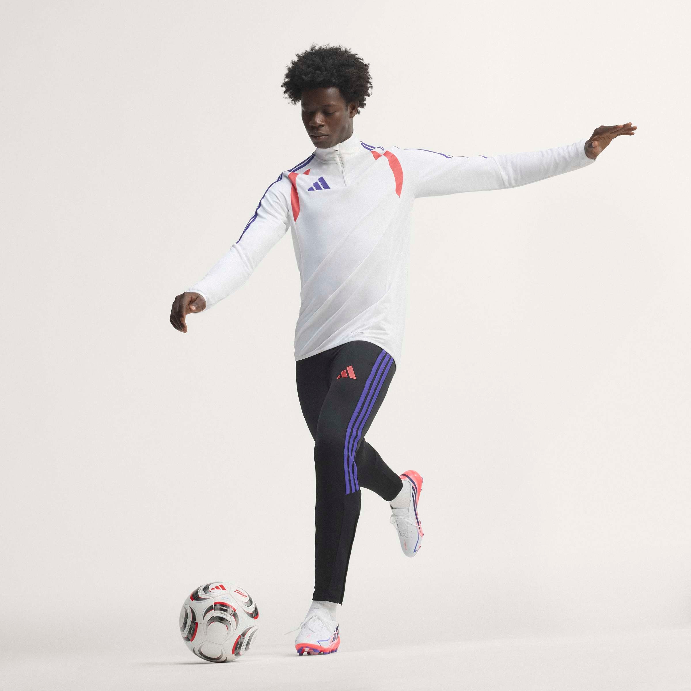 adidas Performance Fussballschuh »F50 HYPERFAST LEAGUE , FESTE BÖDEN«  für Rasen und feste Böden, gespielt bei der Weltmeisterschaft 2026