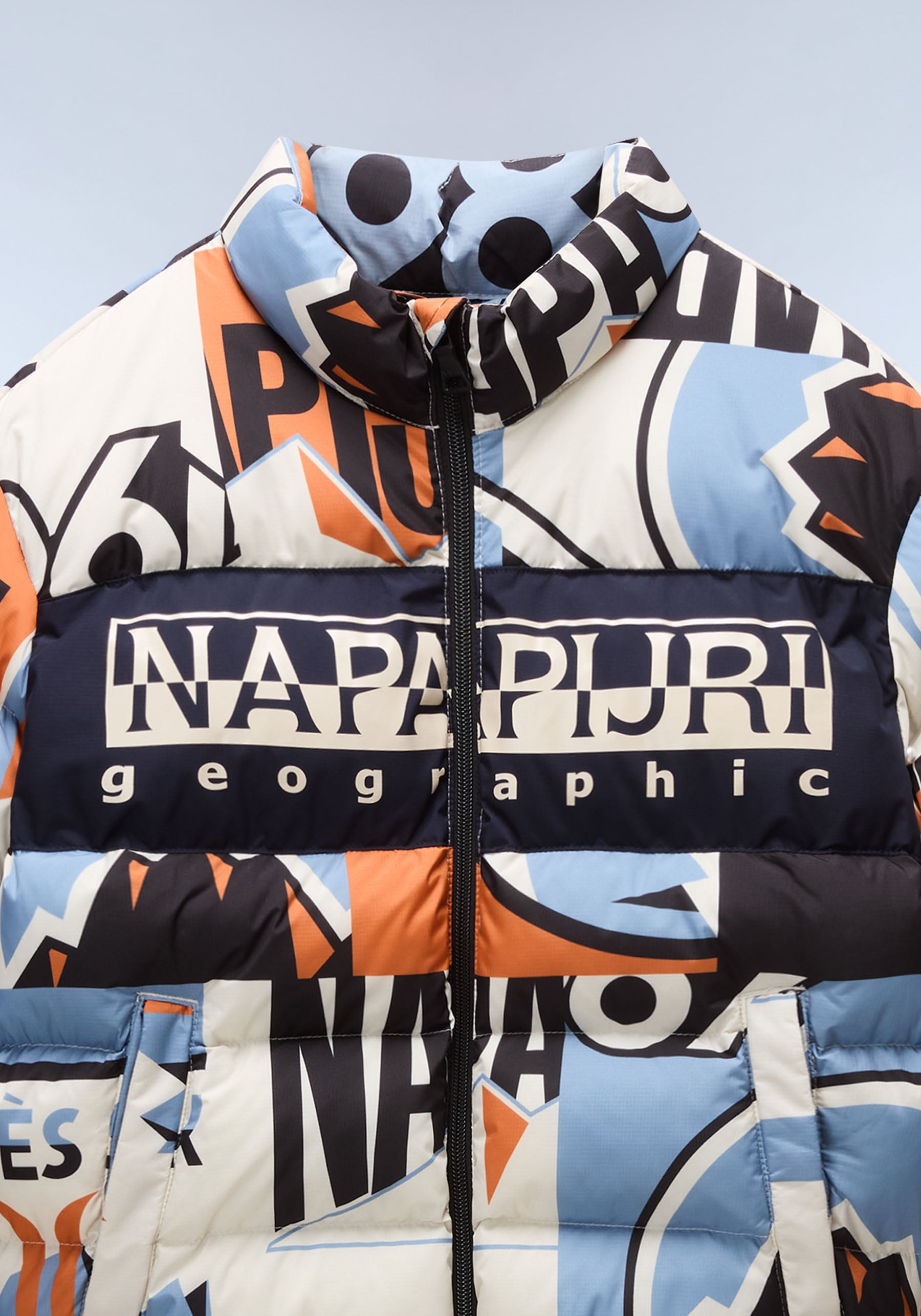 Napapijri Winterjacke, ohne Kapuze, Stehkragen, Alloverprint, elastische Bündchen