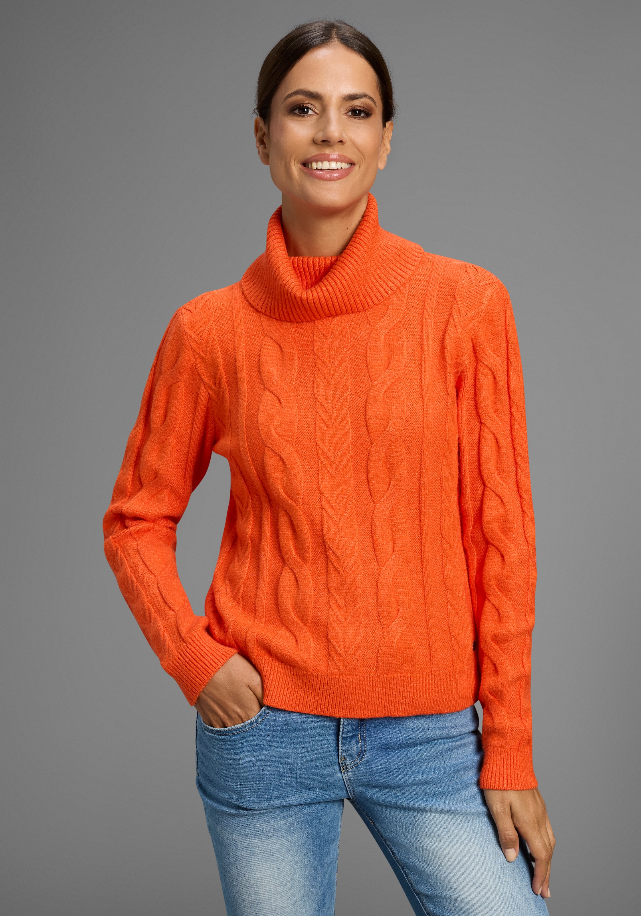 KangaROOS Pull à col roulé mit Zopfstrickmuster