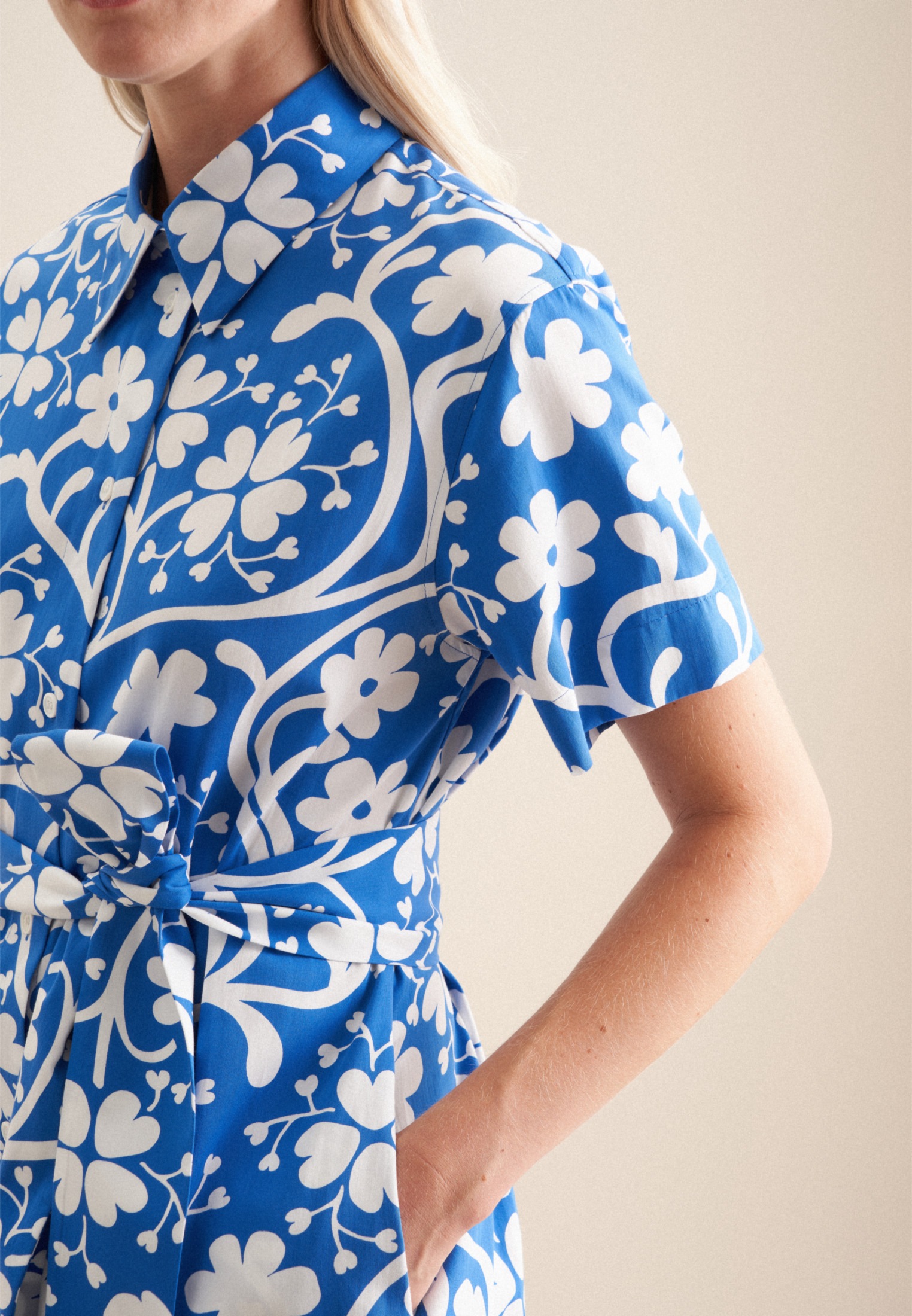 seidensticker Sommerkleid »Schwarze Rose« 1/2 Kragen Druck