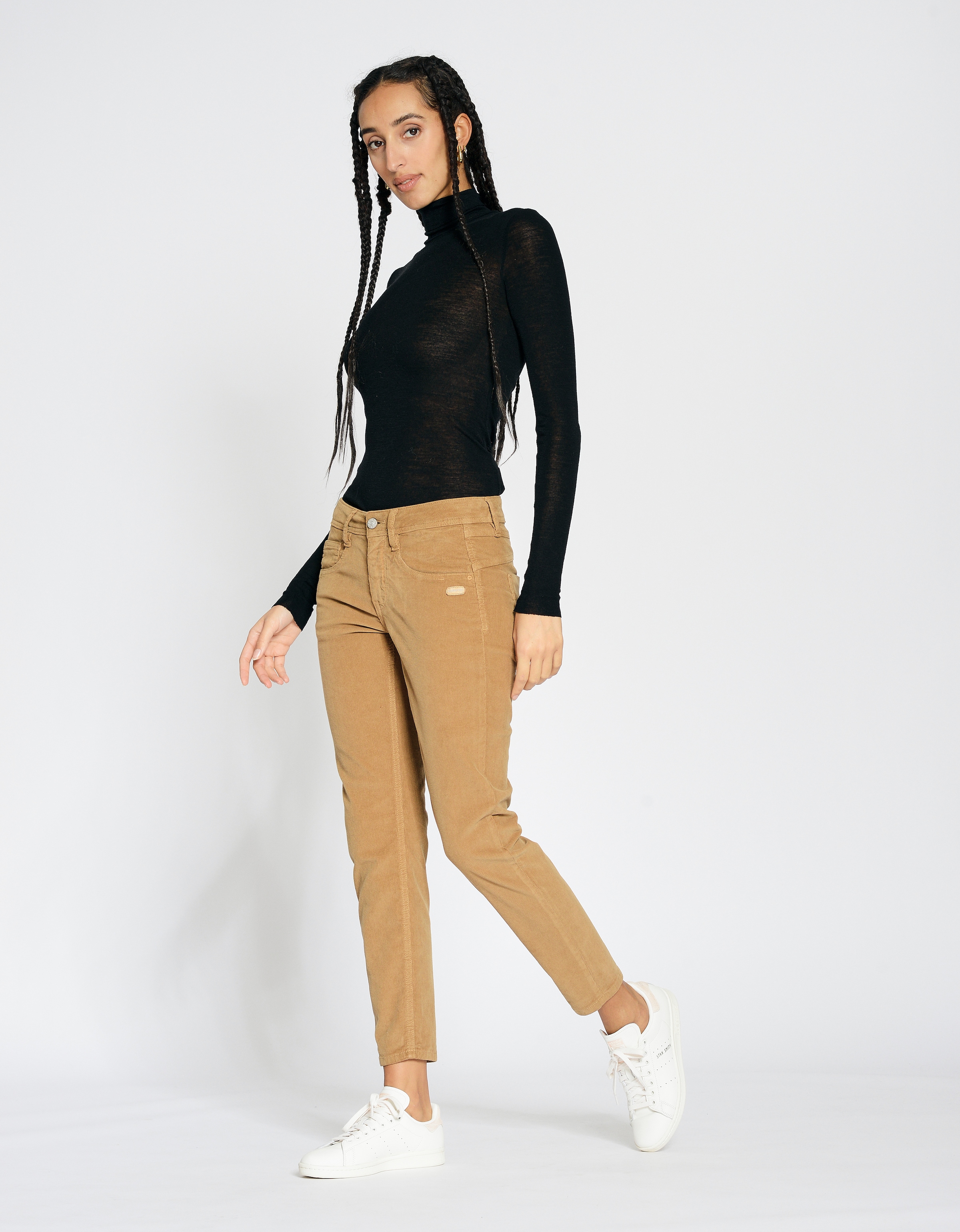 GANG Cordhose »94AMELIE CROPPED«, mit doppelter rechter Gesässtasche