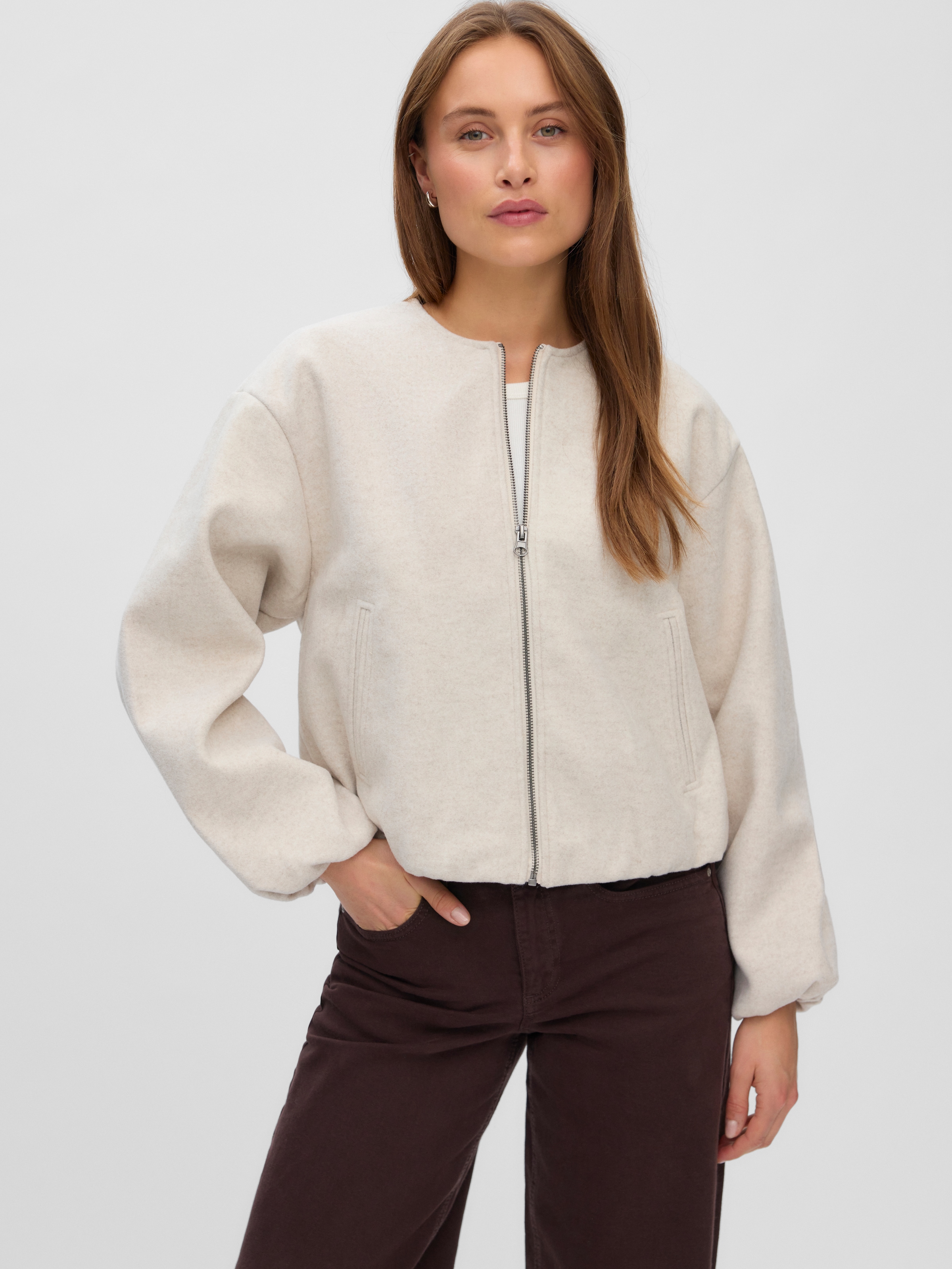 Image of Vero Moda Kurzjacke "VMCHLOE LS BOMBER JACKET NOOS" Materialmix