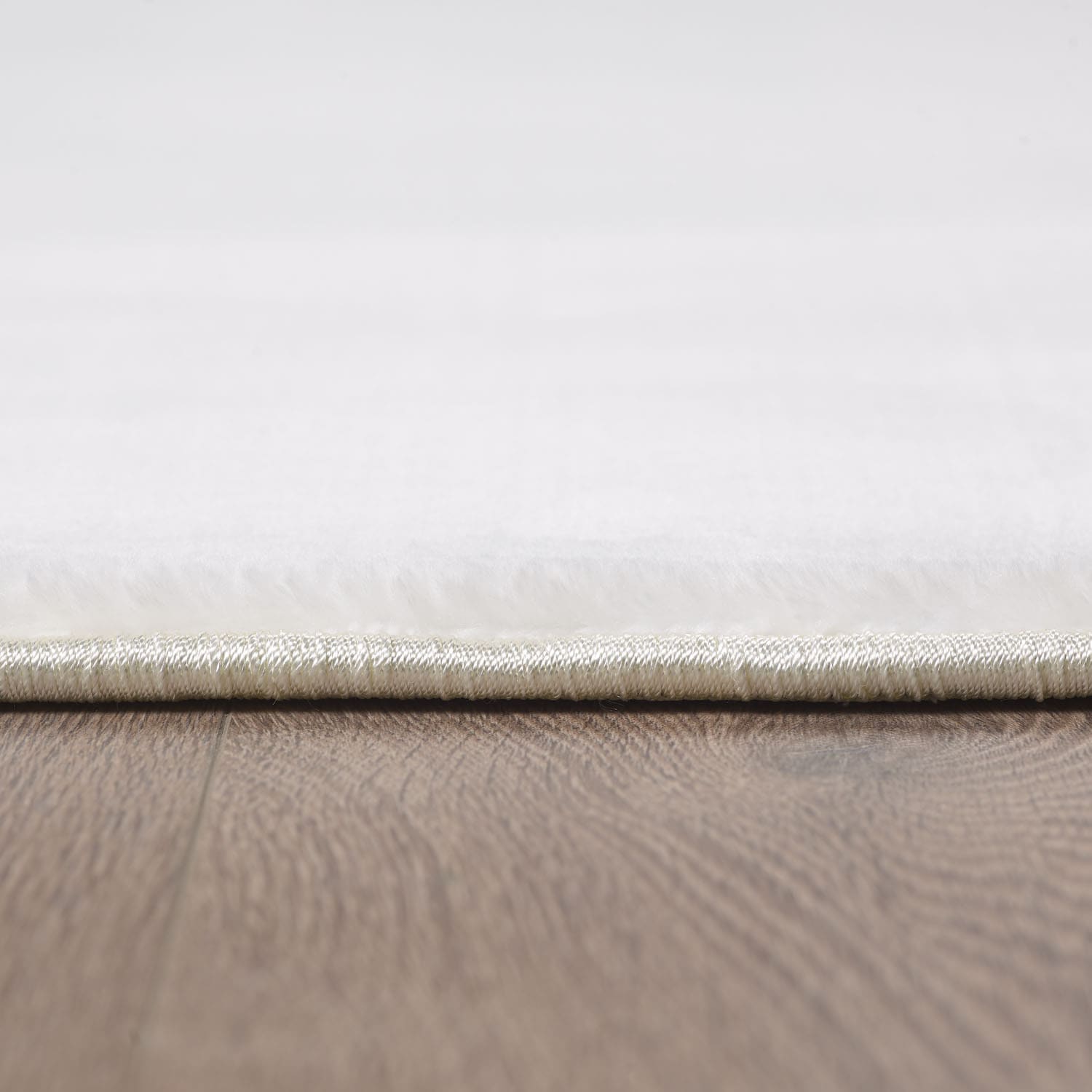 Ayyildiz Teppiche Teppich »LUXY 5200«, rechteckig, 13 mm Höhe, sehr weiche Oberfläche, pflegeleicht, Kurzflorteppich