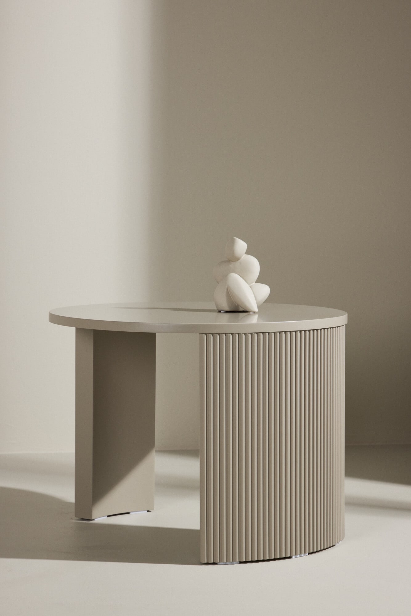 Venture Home Couchtisch Sofatisch, MDF, rund, abgerundet, kompakt, dezent, klassisch