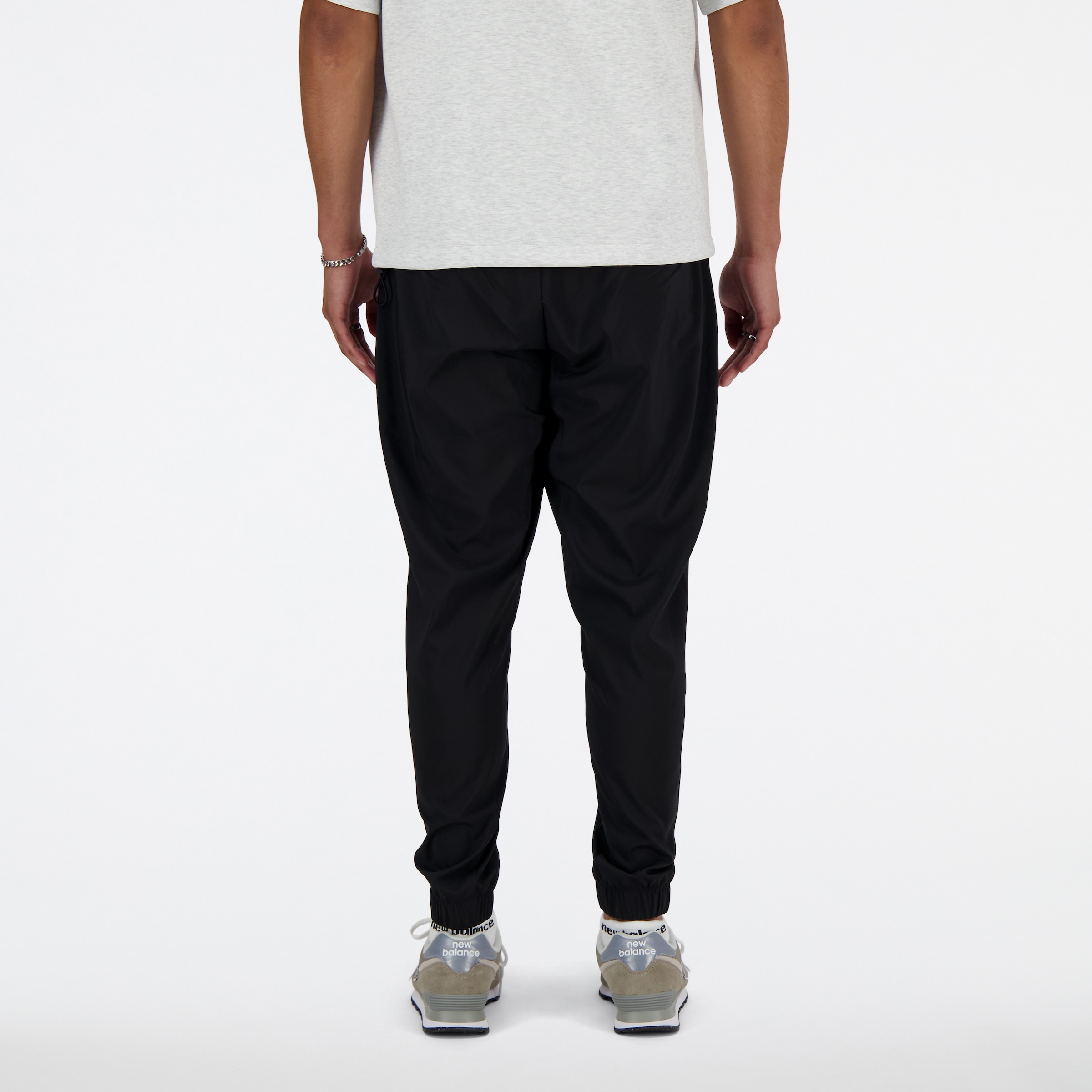 New Balance Trainingshose »SPORT ESSENTIALS WOVEN JOGGER«