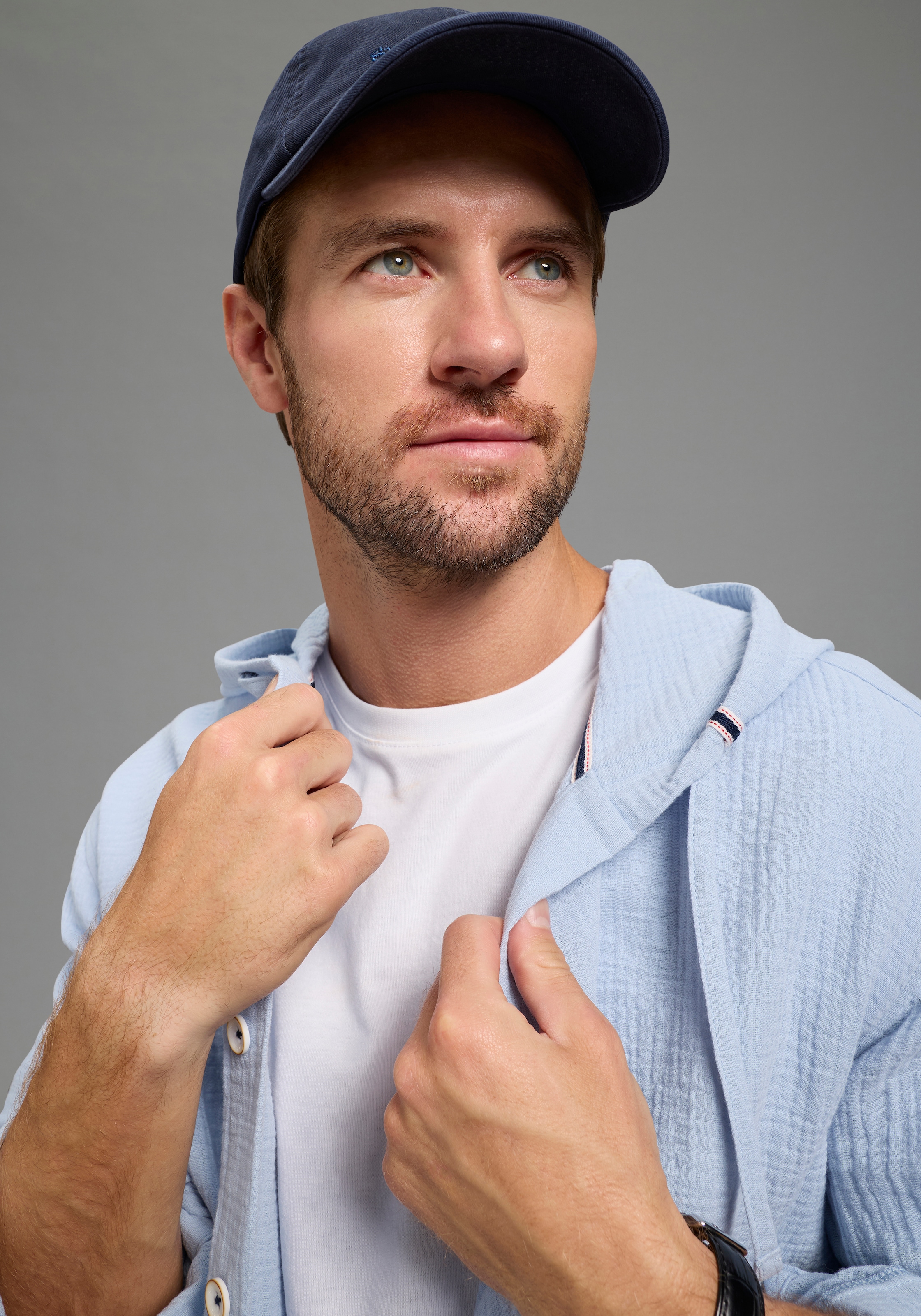 KangaROOS Chemise à capuche Langarm mit Ärmelschlitz, für Casual- und Streetwear, aus Baumwolle