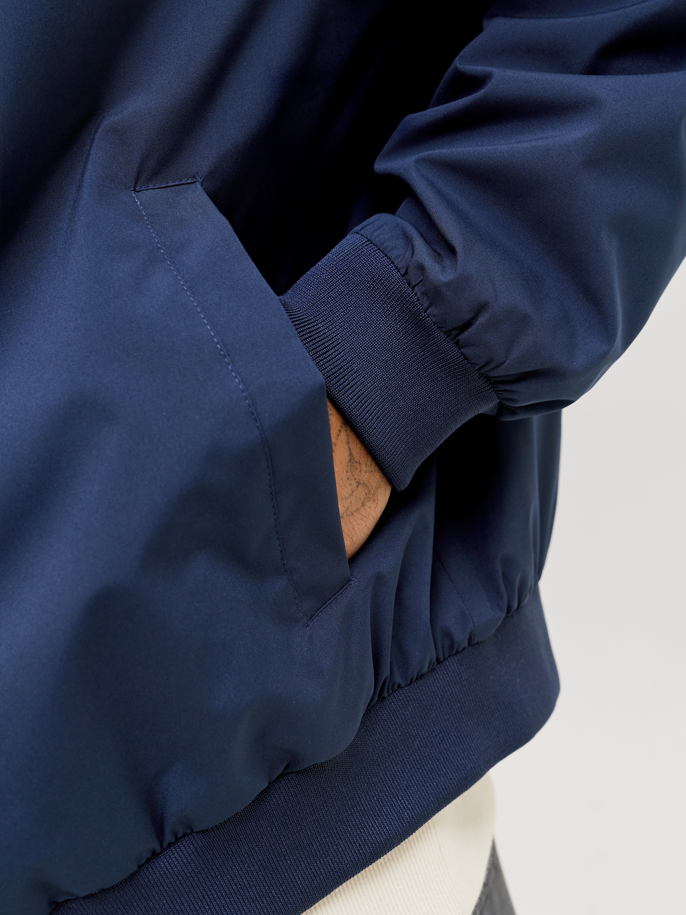 Jack & Jones Veste bomber »JJECHARGE STAND COLLAR BOMBER NOOS« avec col montant