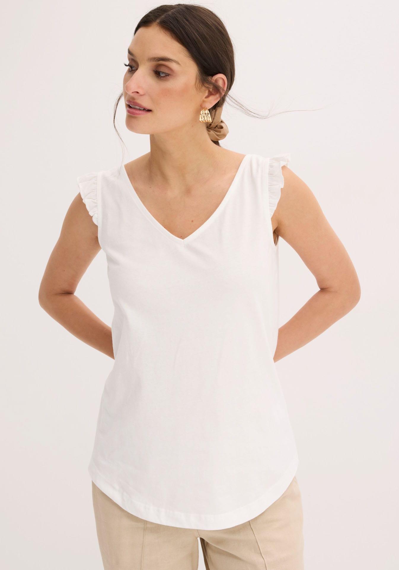 bonprix Haut de chemise lockerer loose fit, mit süsser Rüsche, aus Baumwolle