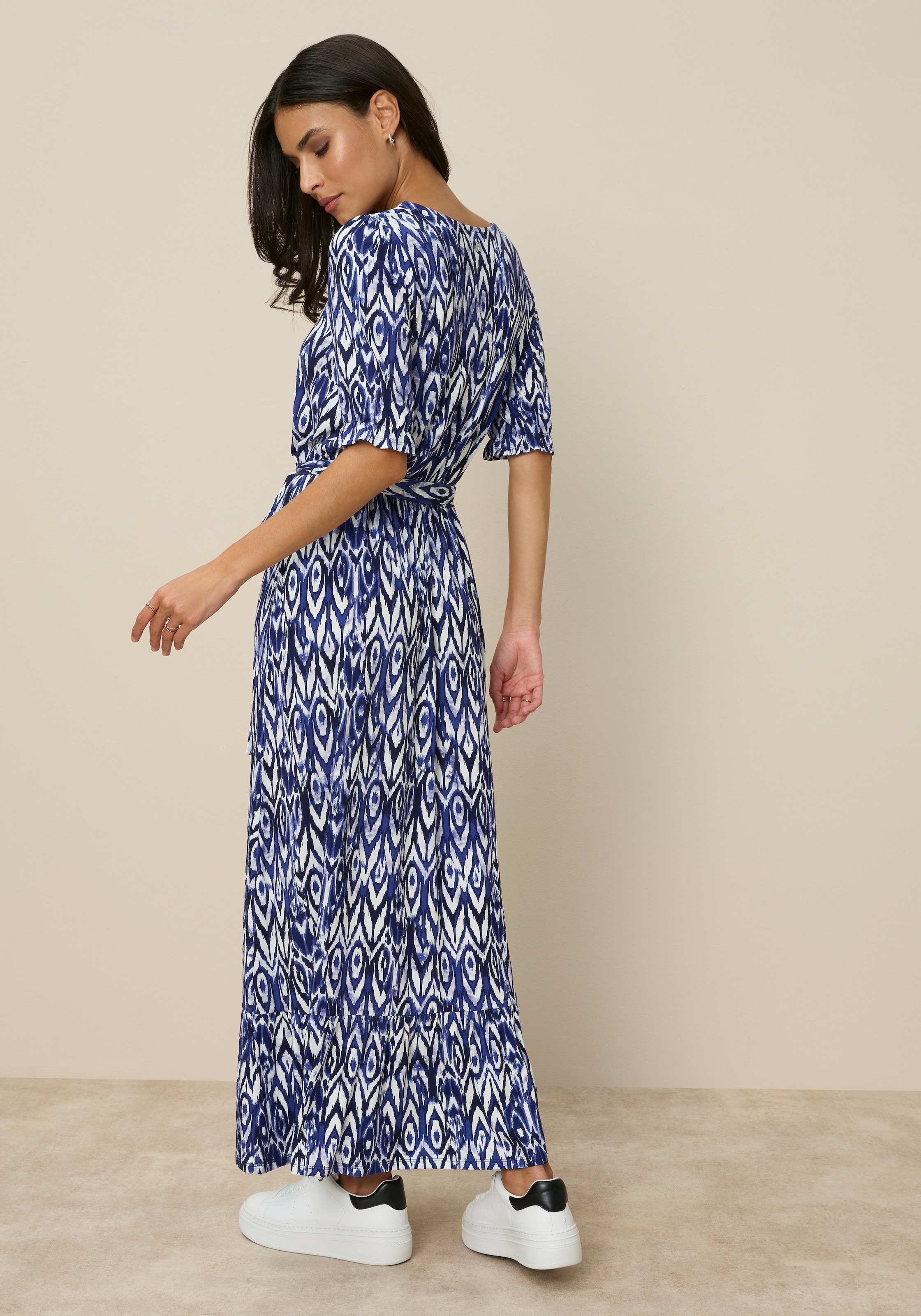 Tamaris Robe en jersey avec manches fantaisie, coupe cintrée