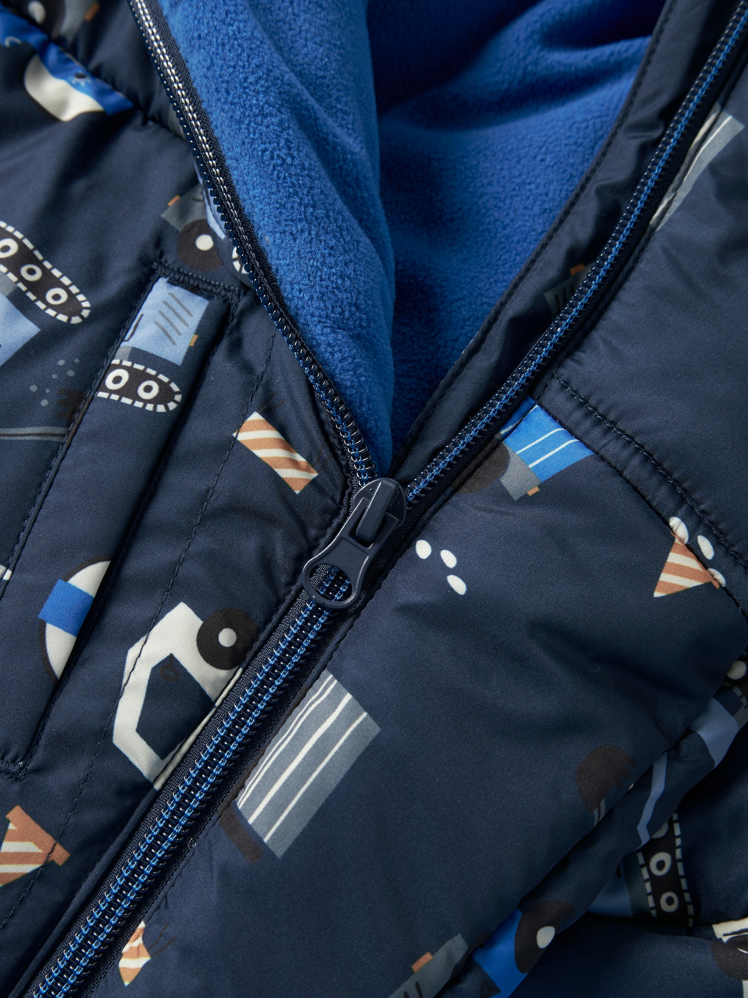 Name It Veste d'extérieur »NMMMICCO JACKET AOP2« avec capuche fibre synthétique, coupe régulière