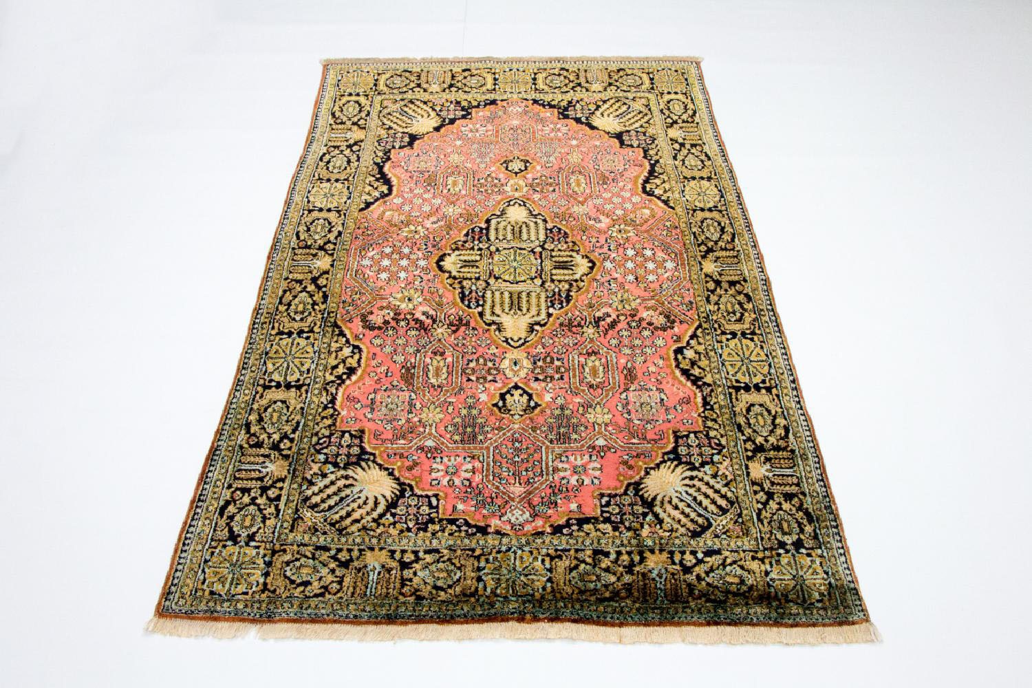 Image of morgenland Teppich »Ghom Seide Teppich handgeknüpft pink«, rechteckig, 5 mm Höhe bei Ackermann Versand Schweiz