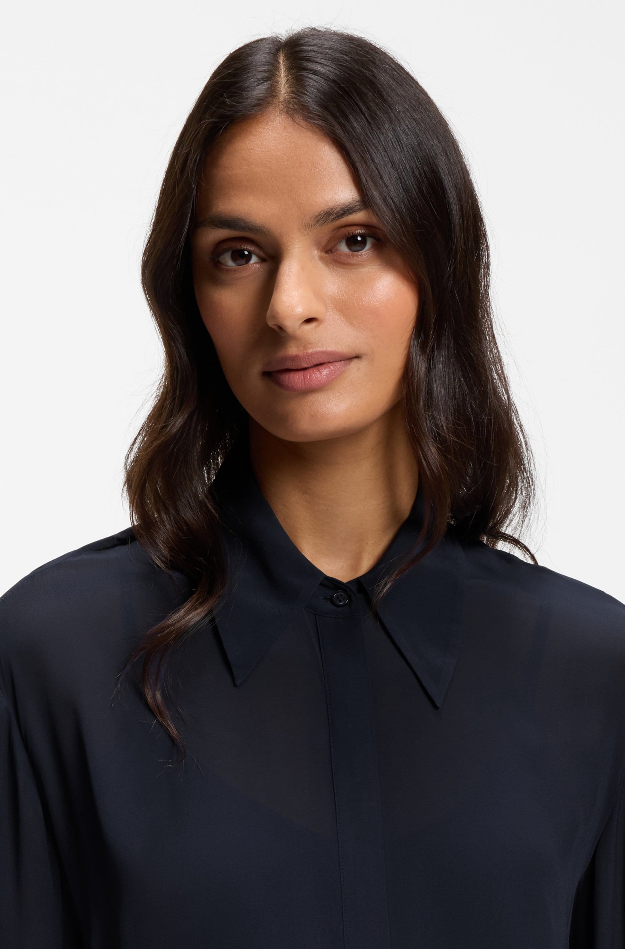 BOSS ORANGE Robe chemisier »Dristella Premium Damenmode« en crêpe de Chine, longueur midi