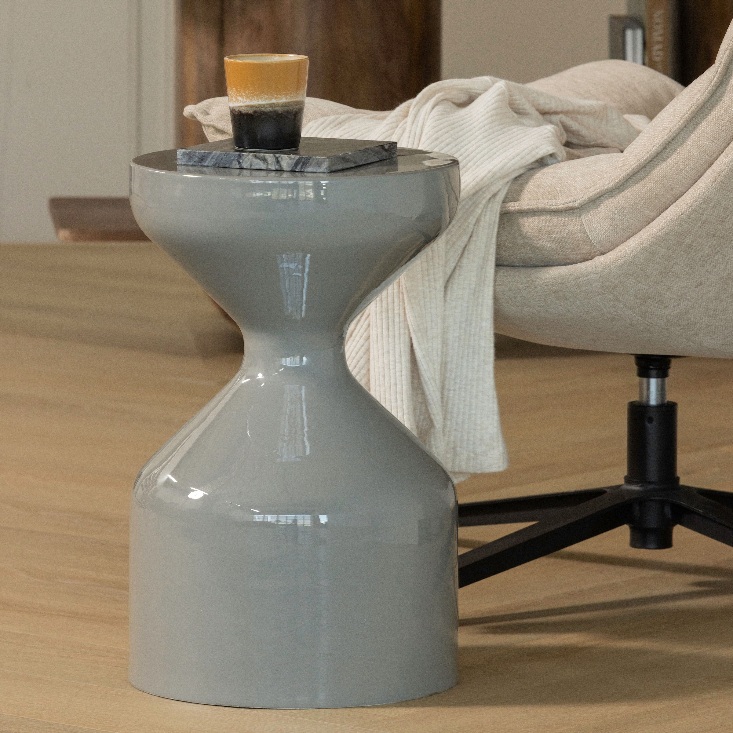 WOOOD Drehsessel »Kube mit Drehmechanismus inkl. Hocker B 74 x T 89 x H 100 cm« Hohe Verschleissfestigkeit, Newt-Chenillebezug, Tragkraft 120 kg