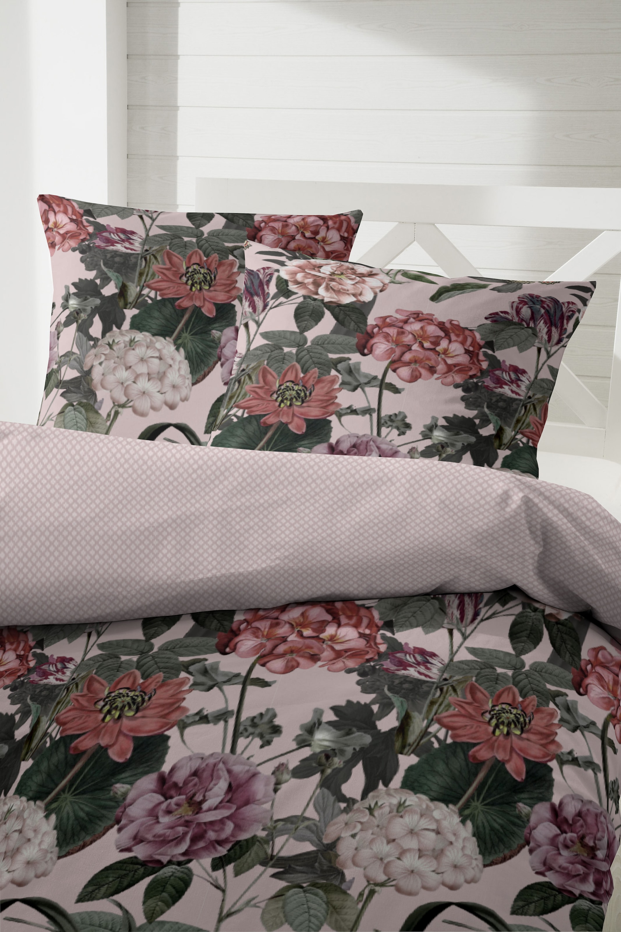 Primera Bettwäsche »Mako-Satin Bettwäsche "Blümerant"«, Mit grossen Blumen