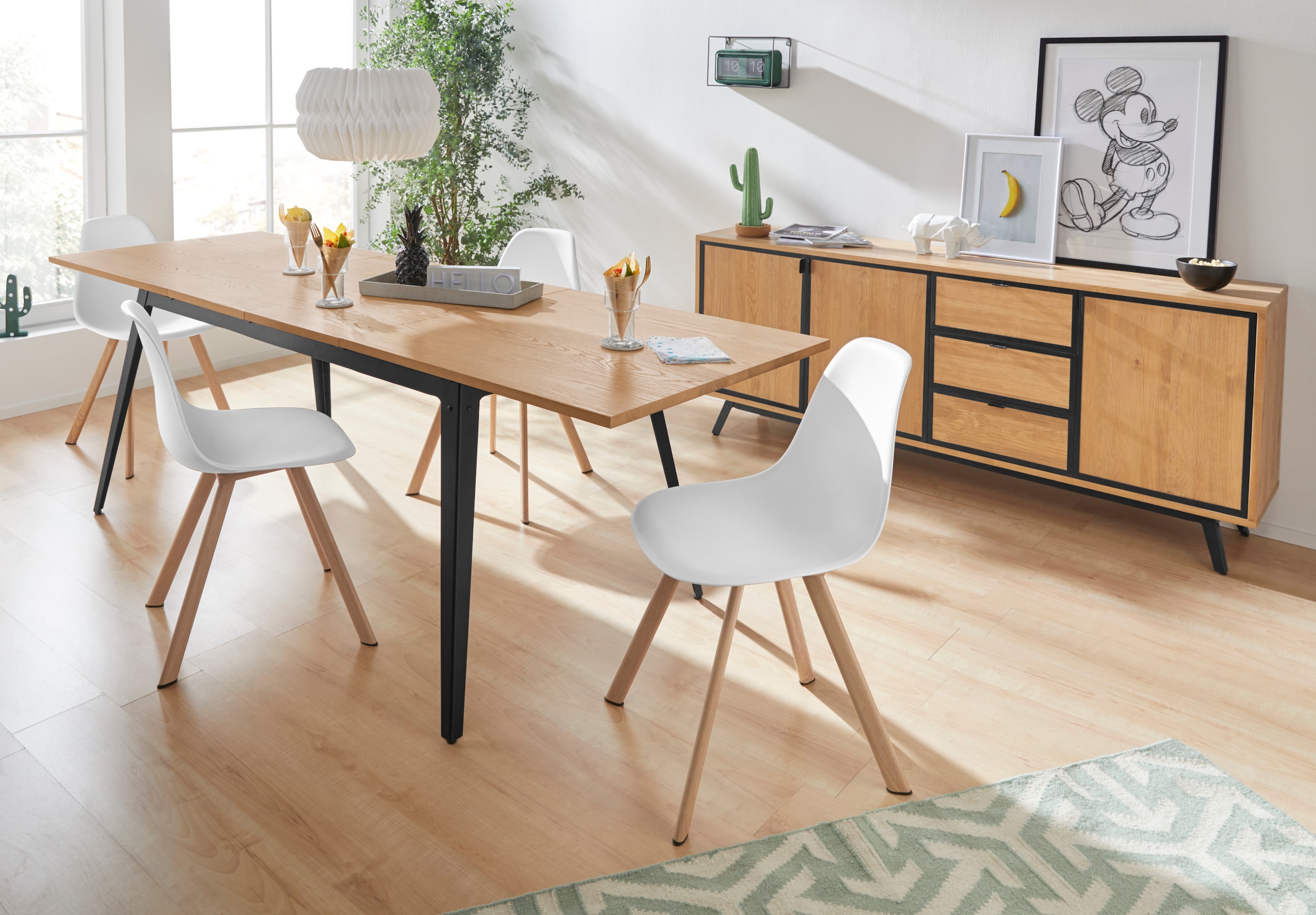 INOSIGN Sideboard »Malu«, Kommode mit Magnetverschluss an den Türen, aus massivem Kiefernholz