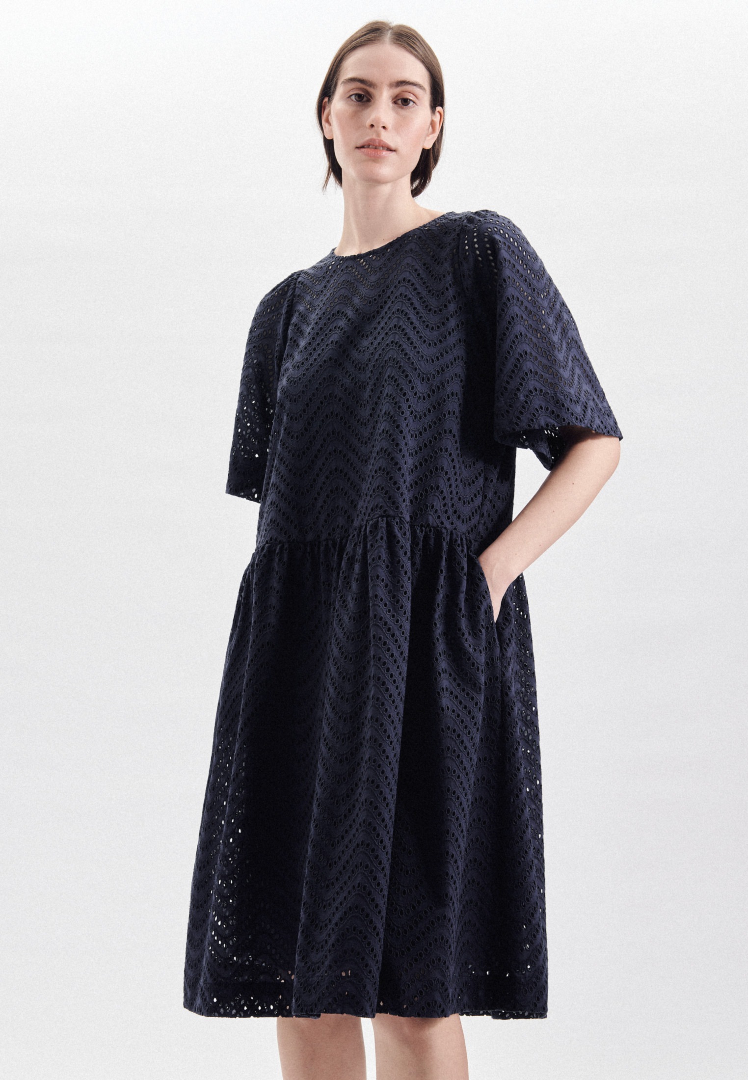 Image of seidensticker Sommerkleid »Schwarze Rose«, Kurzarm Rundhals Stickerei bei Ackermann Versand Schweiz