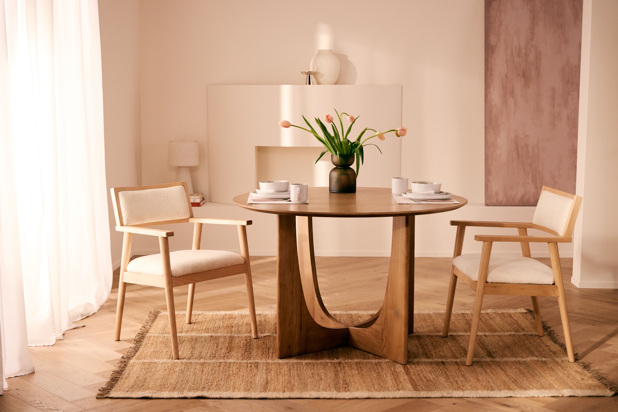 LeGer Home by Lena Gercke Esstisch "Zirella" massives Eschenholz, markantes Kreuzfuß-Design, Breite 120 cm