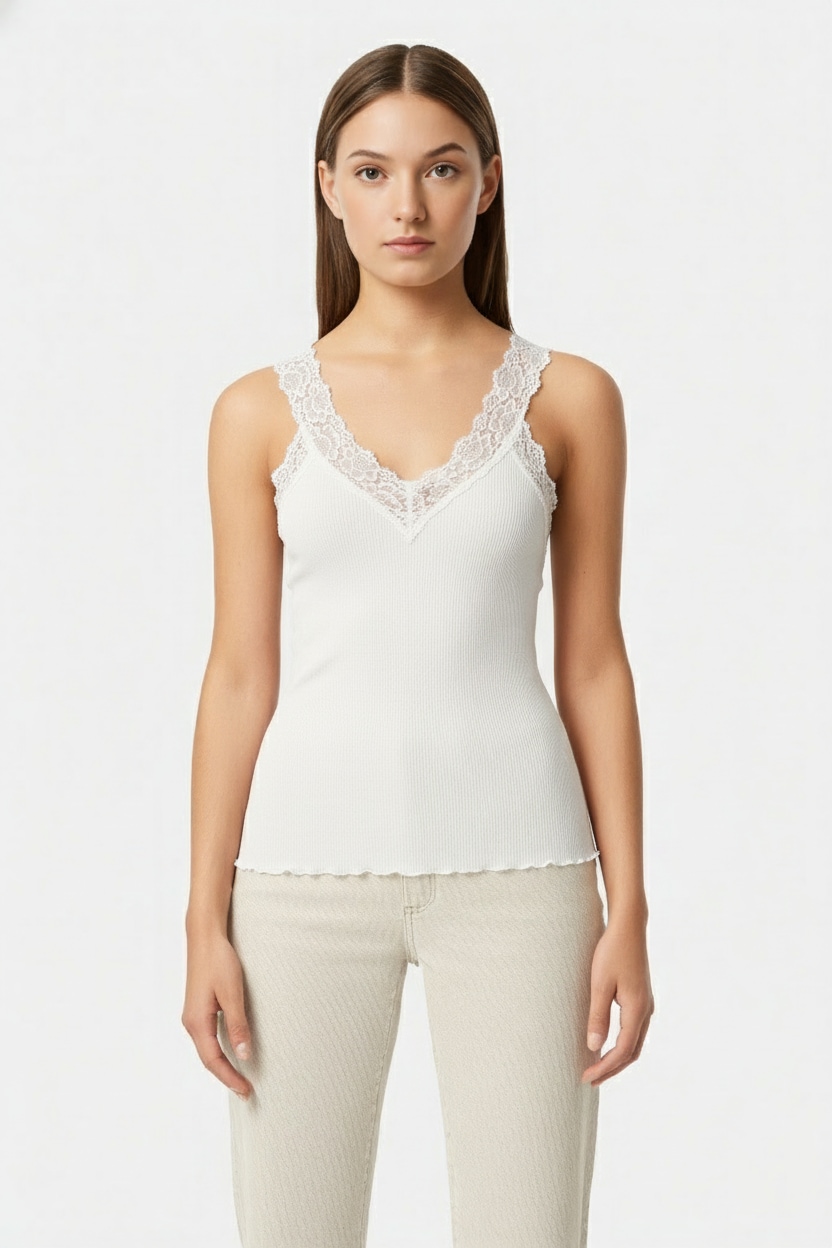 Image of rosemunde Spitzentop "Bernardine Organic Cotton Top" Vintage-Spitzenbesatz am V-Ausschnitt, breite Träger, feminin
