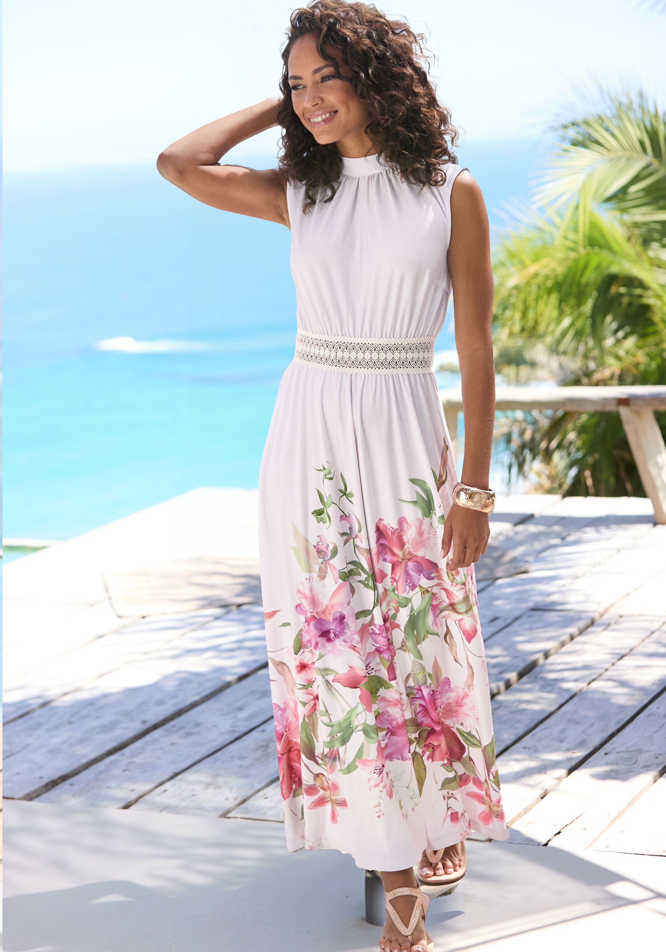 Image of LASCANA Maxikleid "aus glatter bügelfreier Ware" mit Blumendruck, Sommerkleid mit Spitzeneinsatz, Jerseykleid, festlich