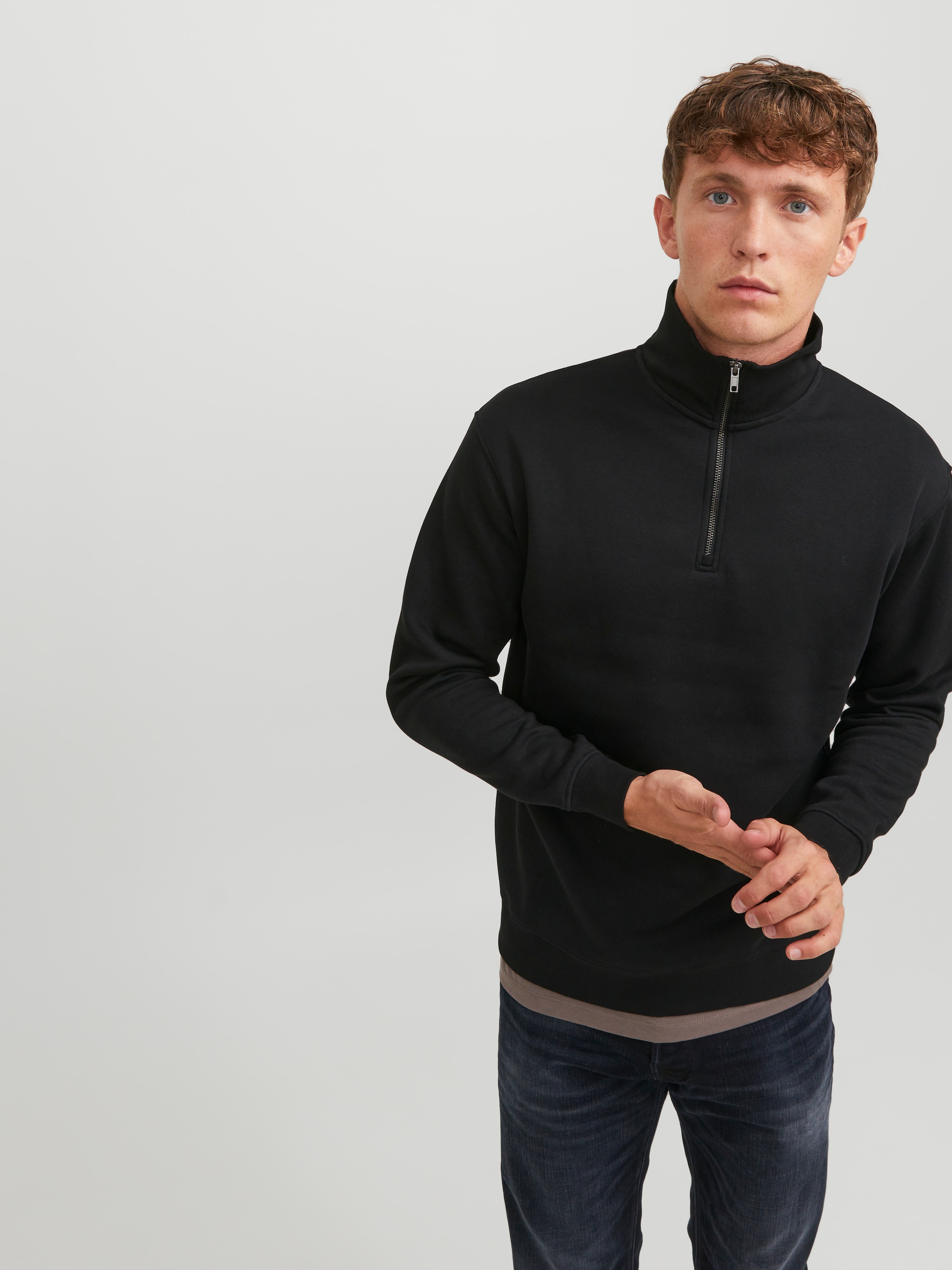 Jack & Jones Sweat-shirt »JJEBRADLEY SWEAT HALF ZIP NOOS«, mélange de matières, coupe décontractée
