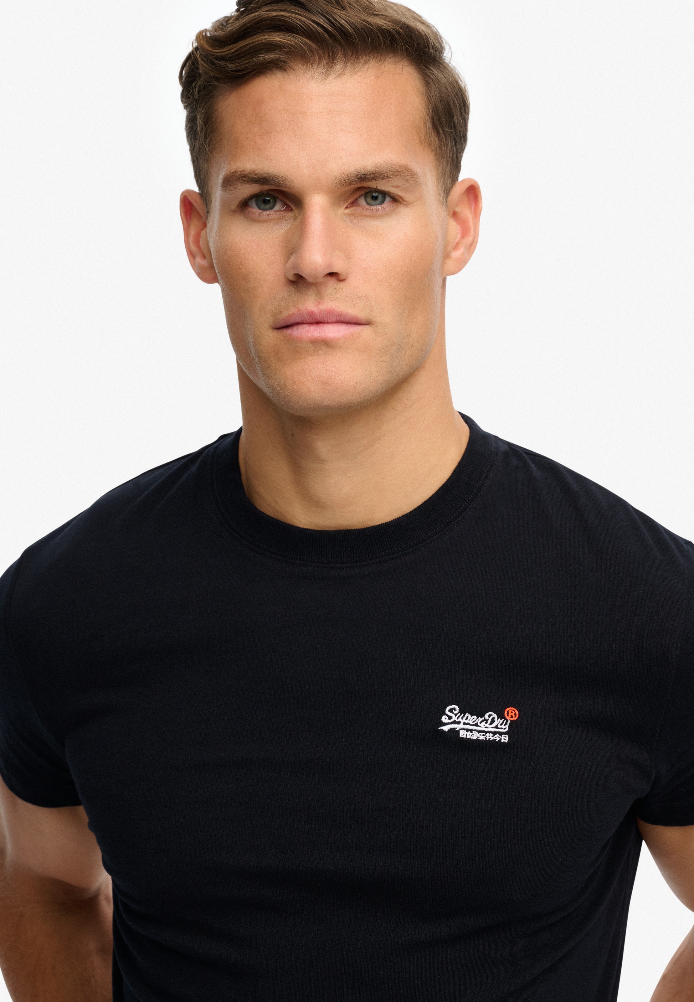 Superdry Rundhalsshirt »ESSENTIAL CONTRAST EMB TEE« Slim Fit, Kurzarm, normal geschnitten, mit Druck, aus Baumwolle
