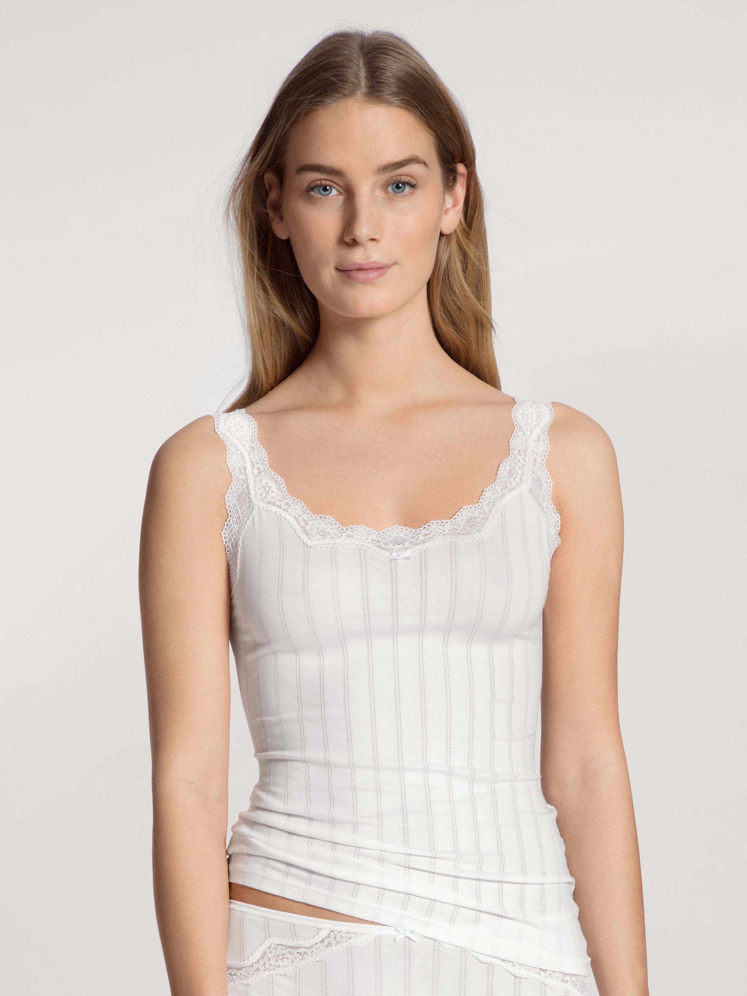 CALIDA Top à bretelles »Etude Toujours« dentelle fine, motif à fines rayures, mélange coton, élastique