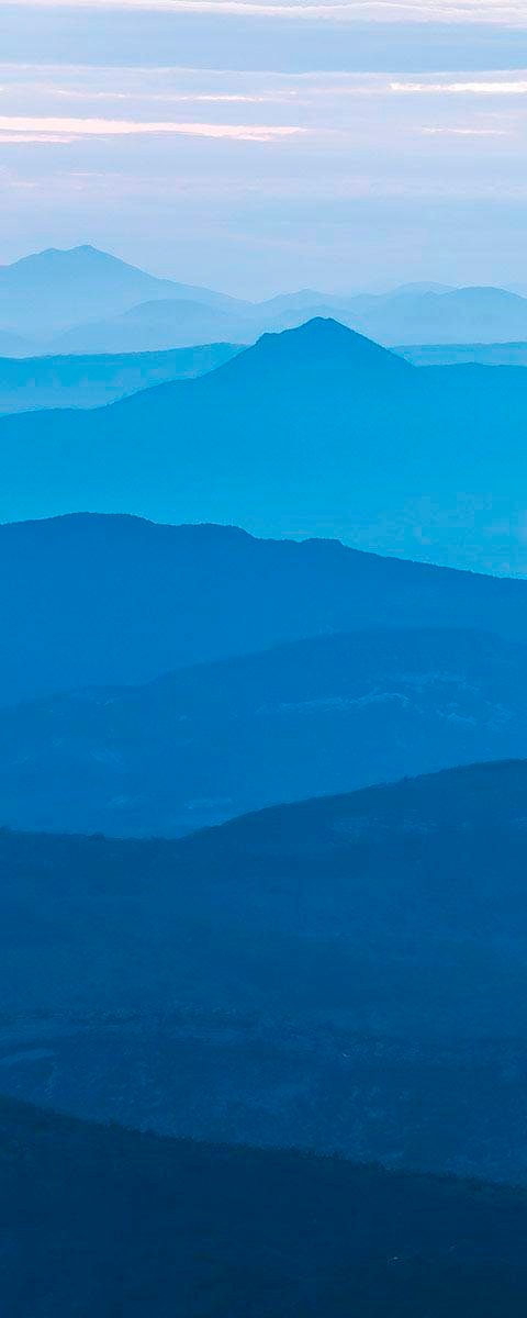Image of Komar Vliestapete "Blue Mountain" (Breite x Höhe), Vliestapete, 100 cm Bahnbreite