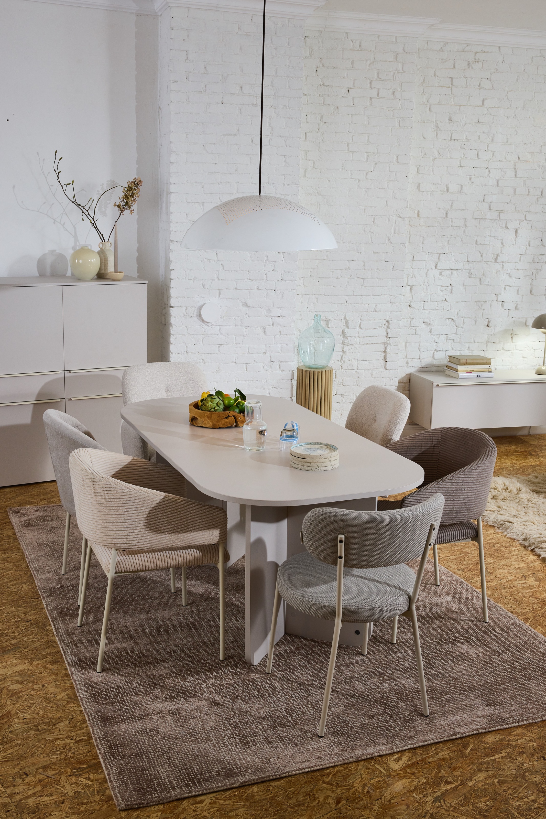 TOM TAILOR HOME Armlehnstuhl »EMBRACE ARMCHAIR«, (Set), 2 St., Breitcord, Esszimmerstuhl, mit Armlehnen, 4-Fussgestell, Rückenausschnitt