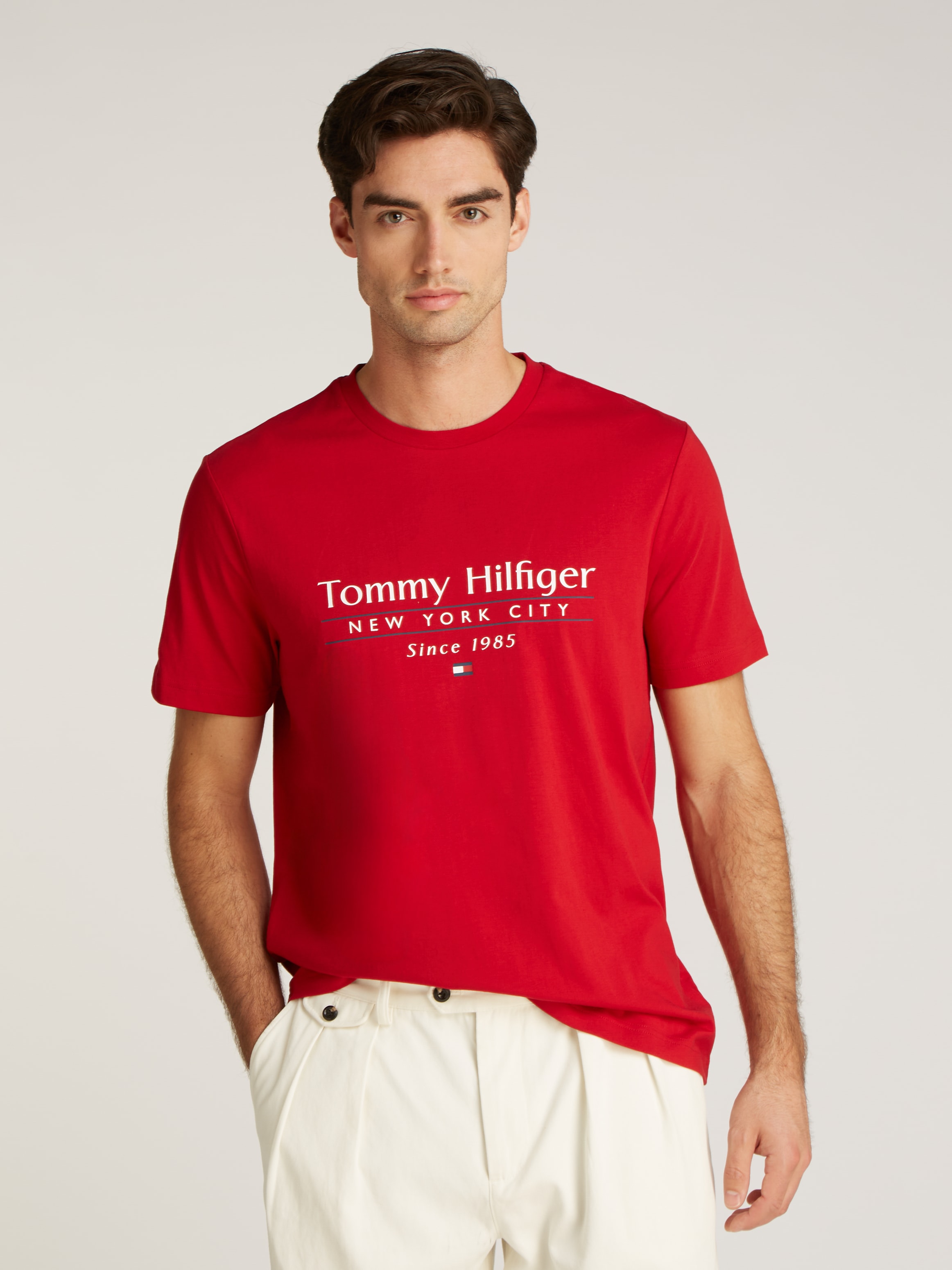 Tommy Hilfiger T-Shirt »HILFIGER CENTER STACK TEE«, mit grossem Schriftprint