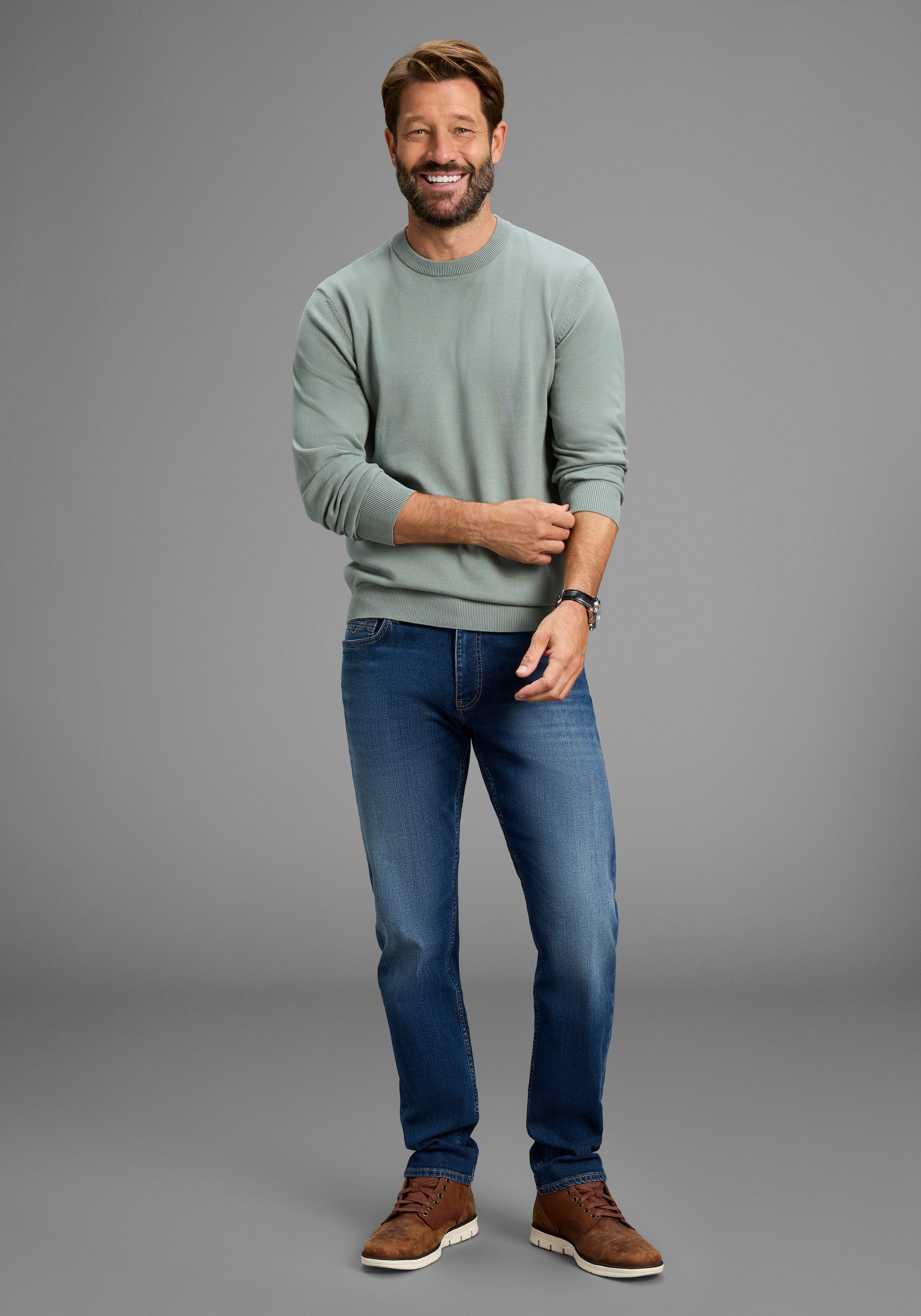 DELMAO Rundhalspullover »Neue Kollektion!« in Feinstrick , ideal für die Übergangszeit