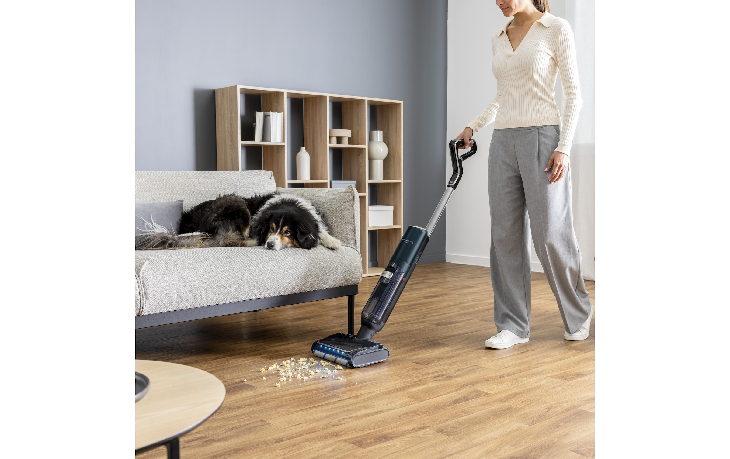 Rowenta Aspirateur eau et poussière »X-Clean 7, Saugen und Wischen, LED-Display, 180° abflachbares Design« selbstreinigend, selbstfahrendes Walzensystem, für Hartböden, GZ5735