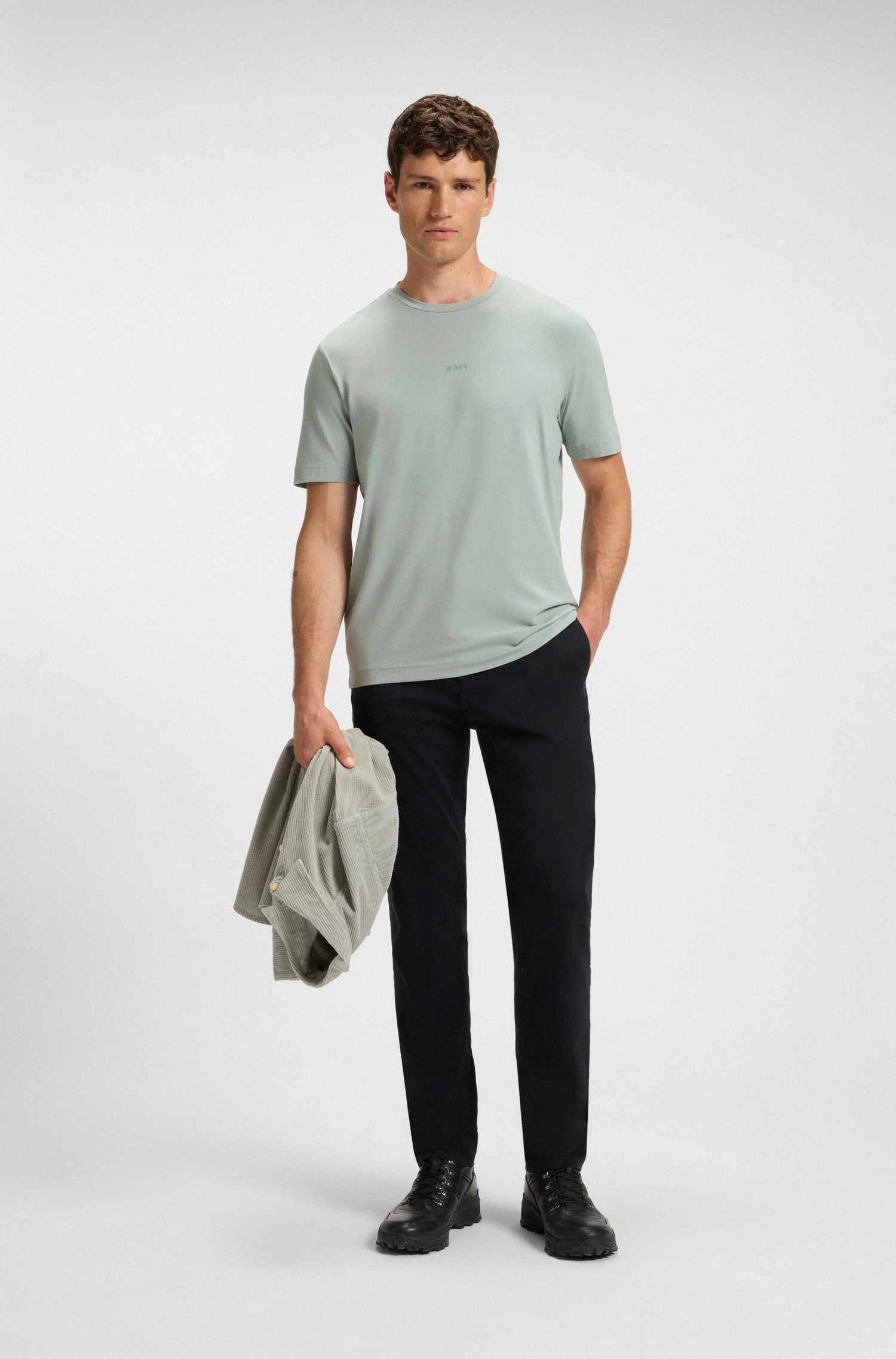 BOSS ORANGE Chinos »Tapered-fit«  En coton stretch confortable et avec logo BOSS à l'arrière